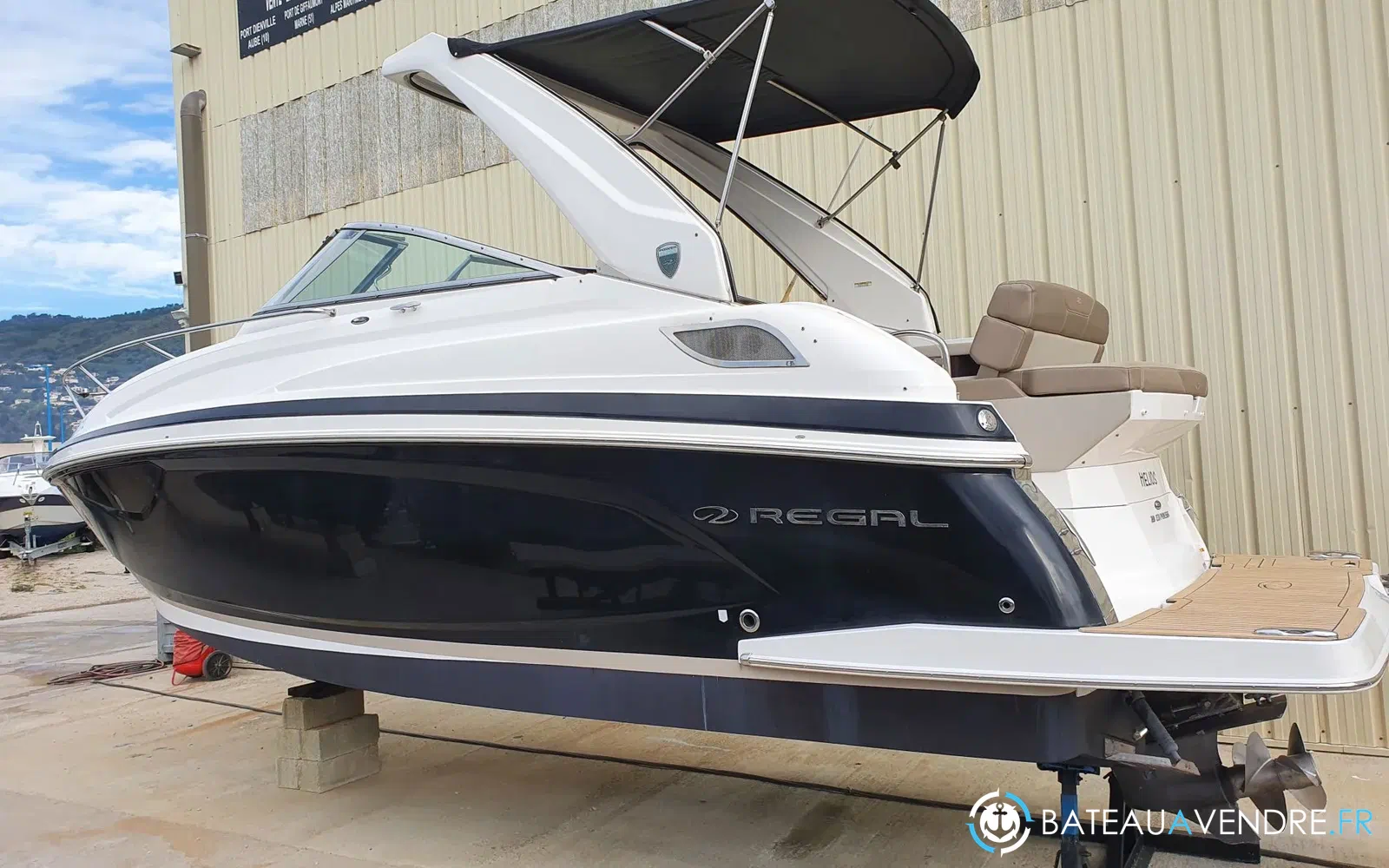 slider 2 Regal 28 Express