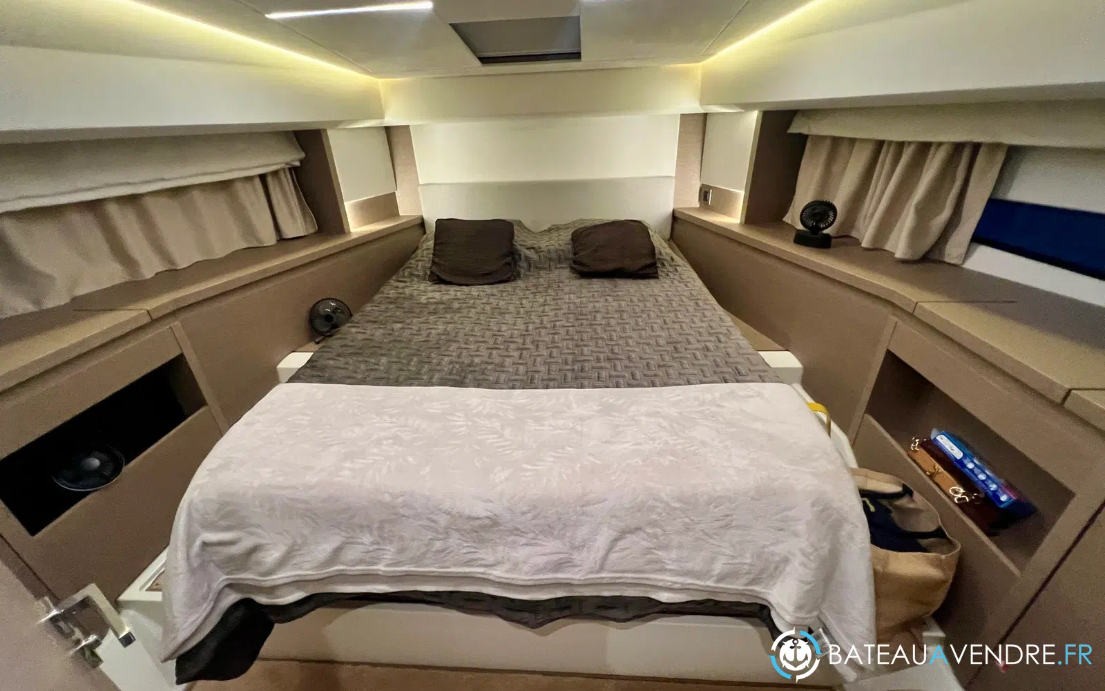 slider 8 Prestige Yachts 460 Fly