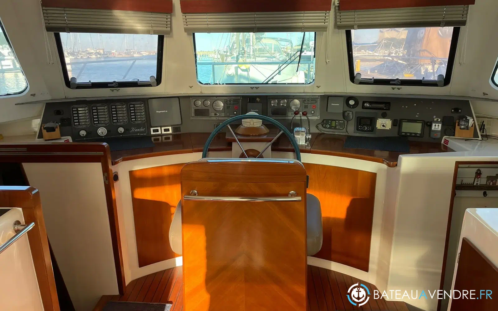 slider 4 Catamaran MARYLAND. 37