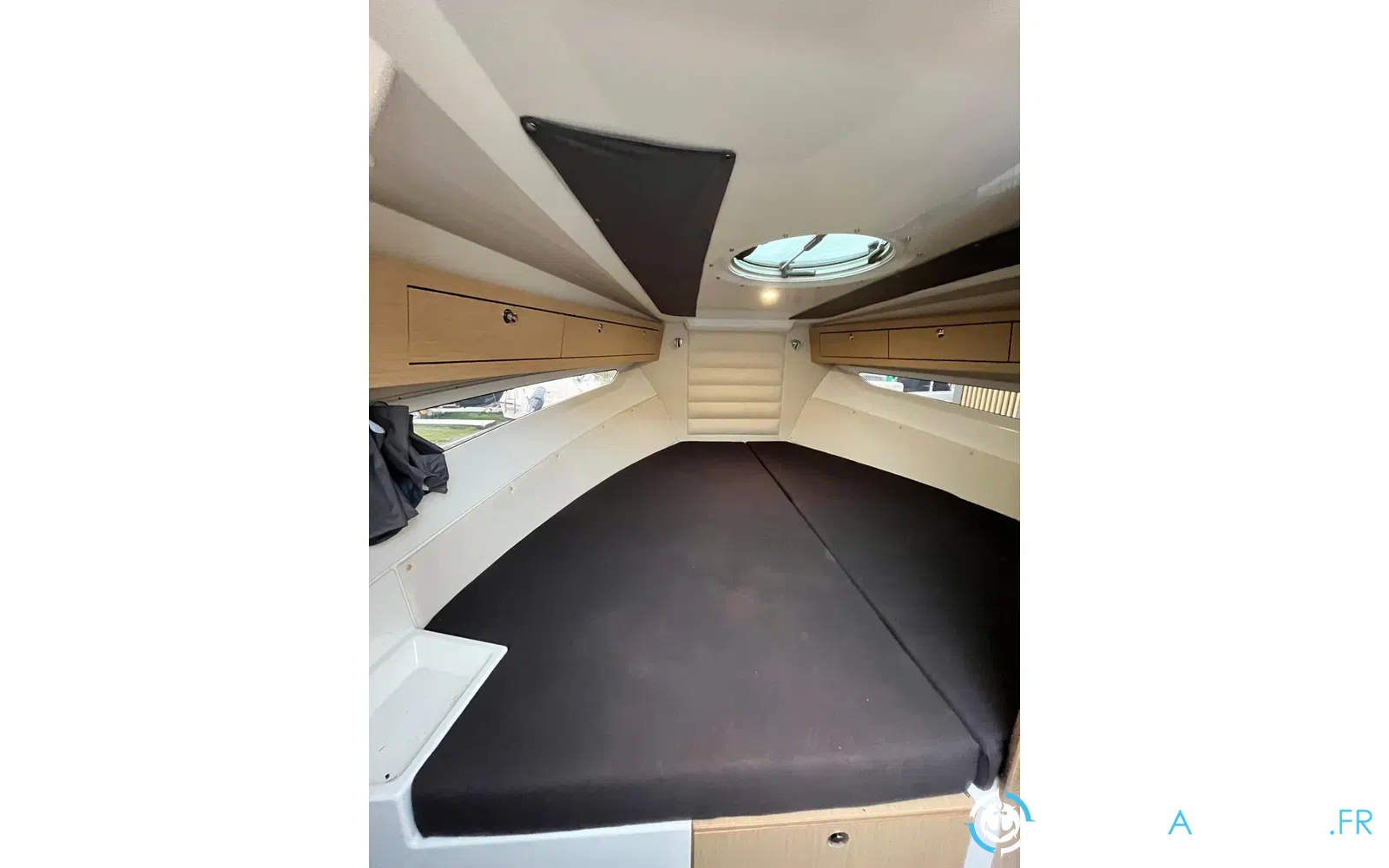 slider 11 Parker 800 Cruiser