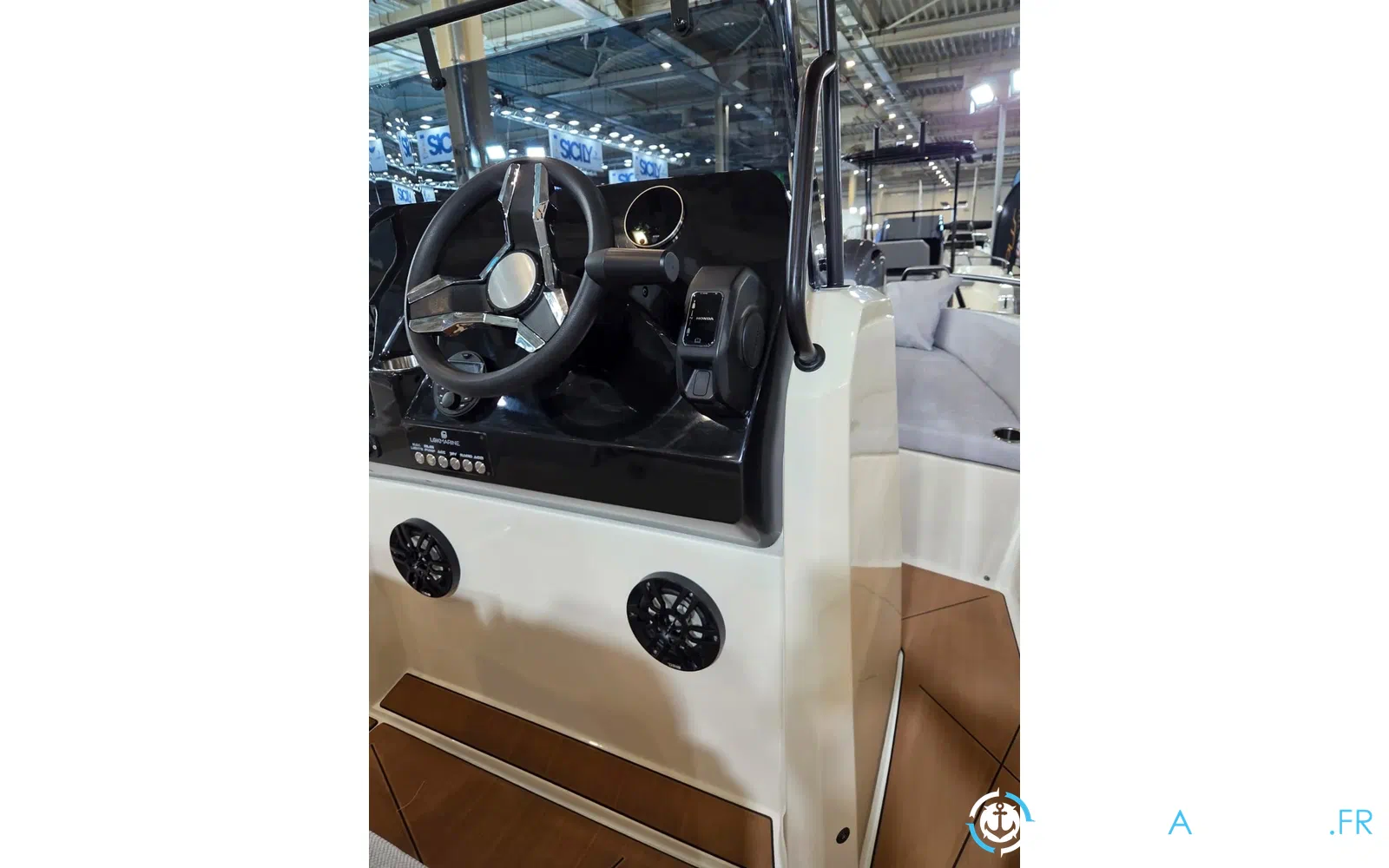 slider 6 Nireus Boats Spirit 53