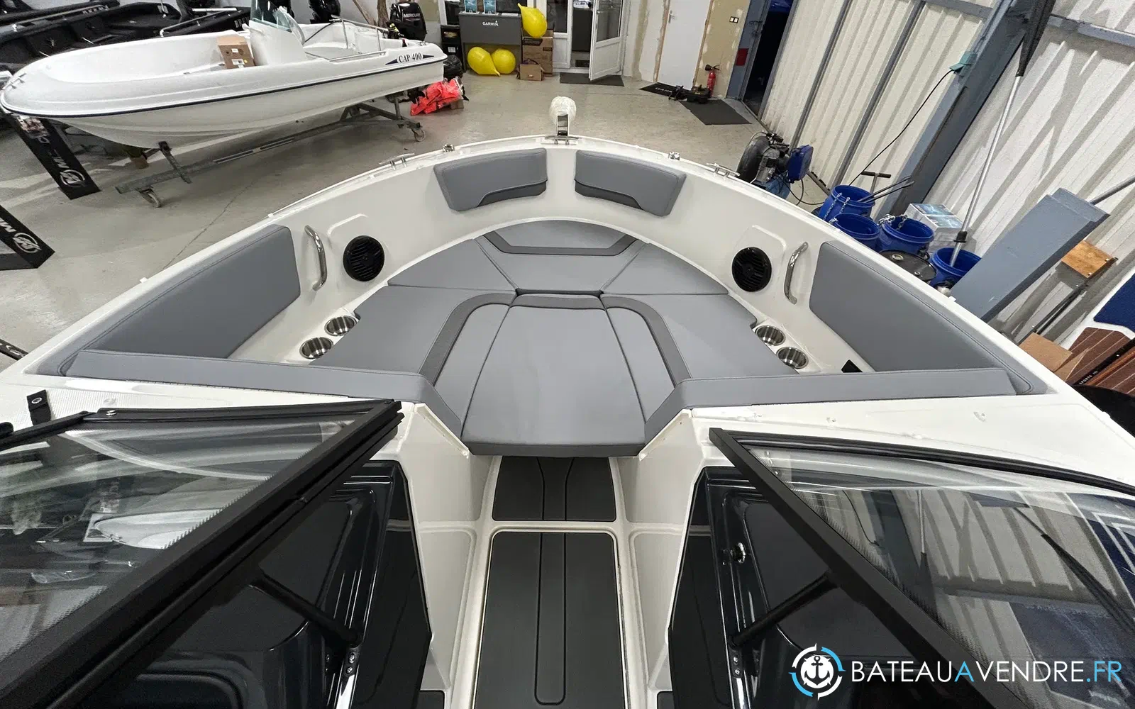 slider 5 Bayliner V20