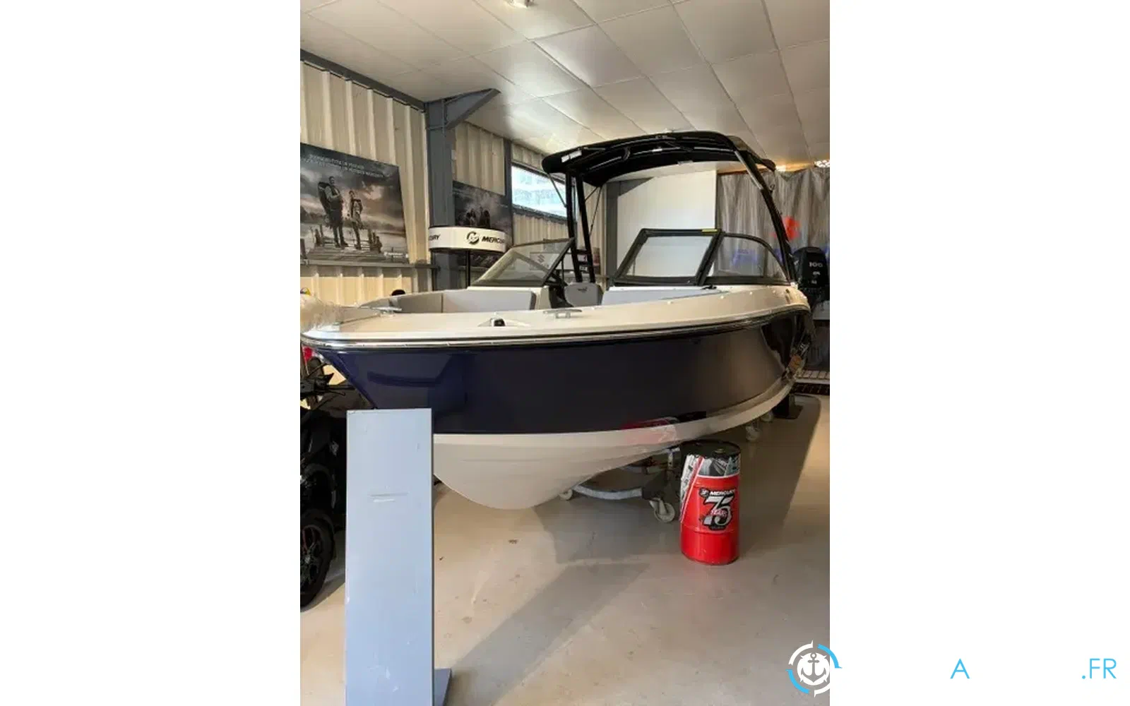 slider 0 Bayliner V20