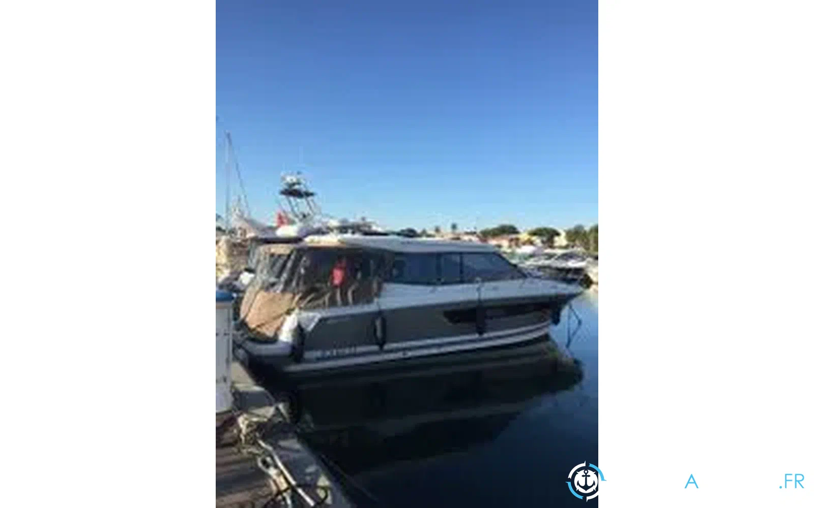 slider 6 Jeanneau NC 11