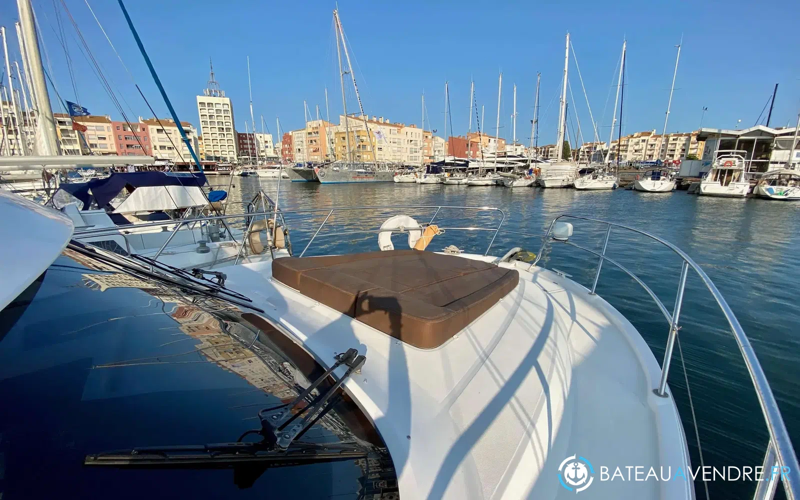 slider 3 Beneteau Antares 36