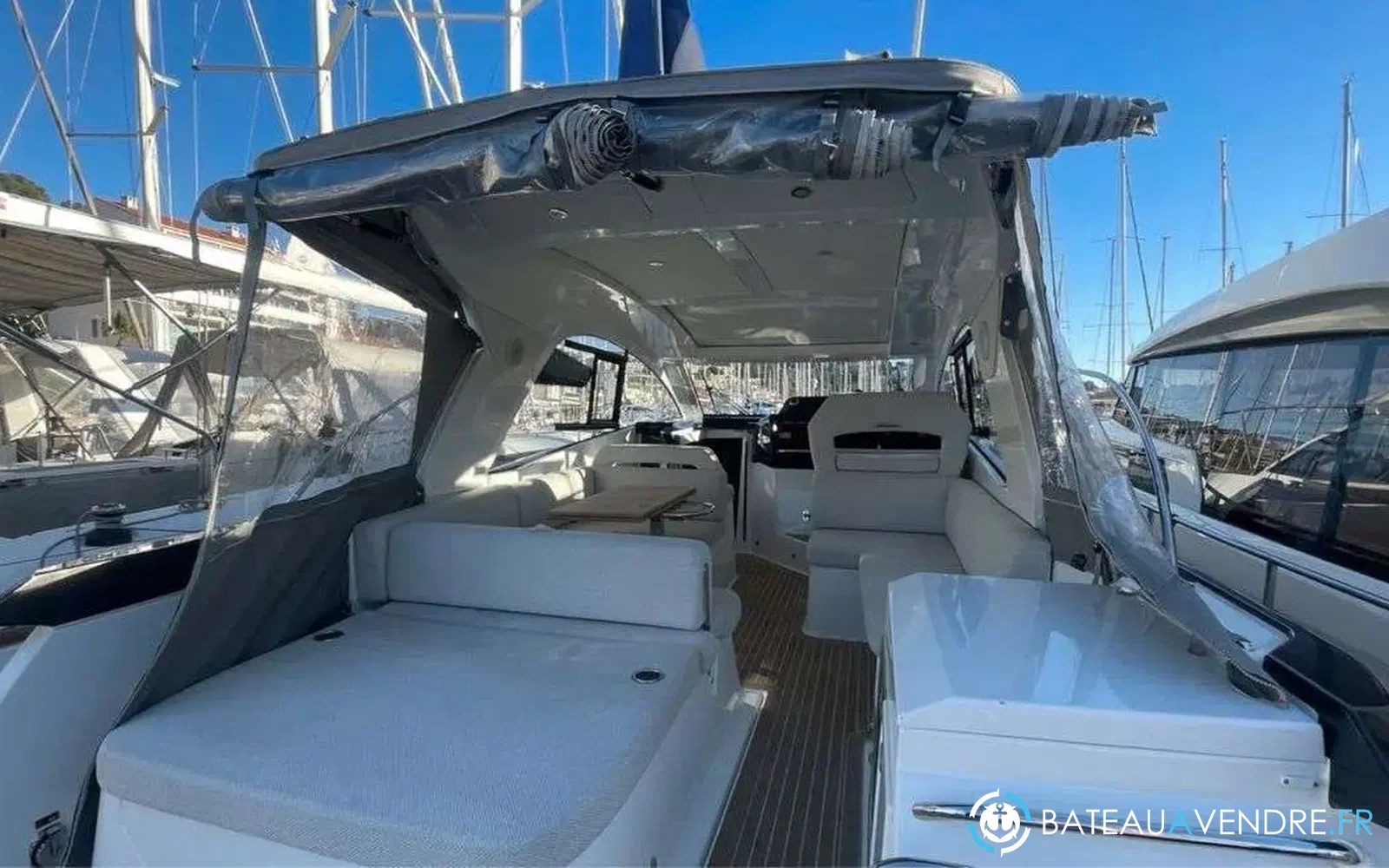 slider 2 Beneteau Gran Turismo 36