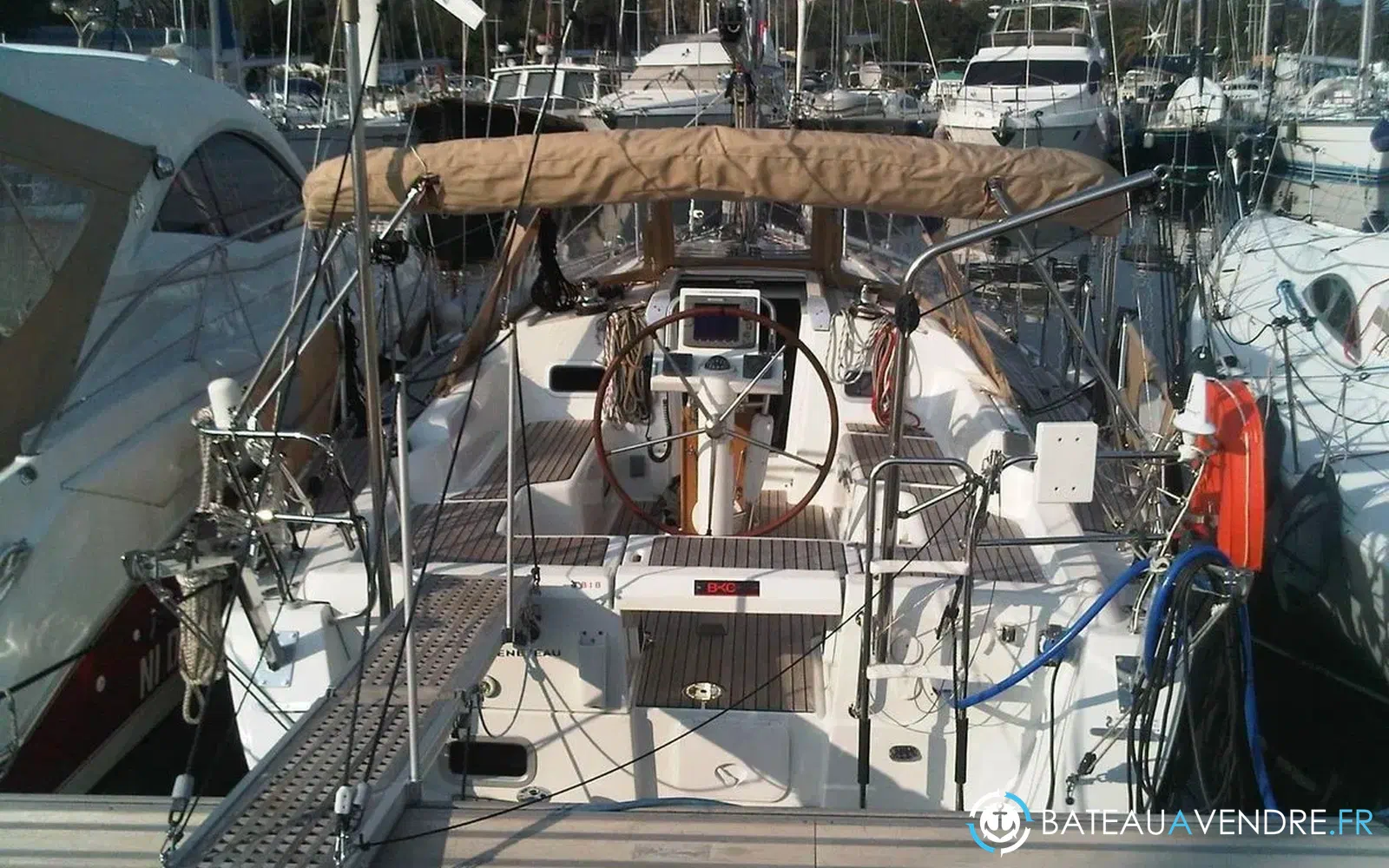 slider 1 Beneteau Oceanis 343 Clipper