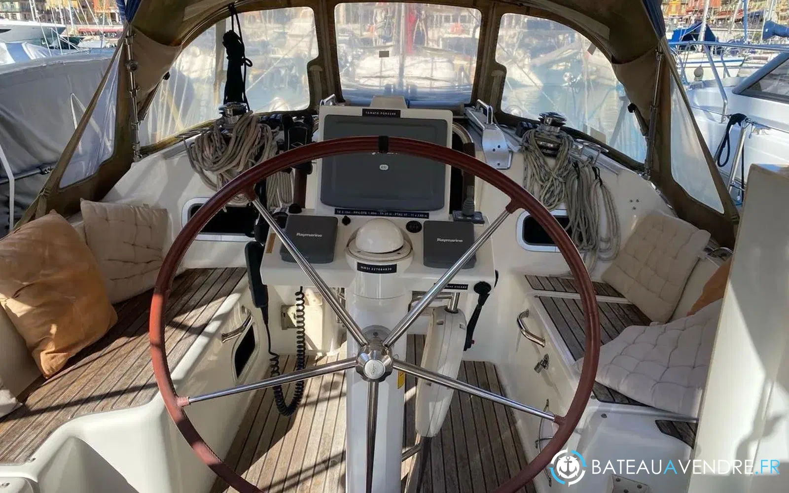 slider 3 Beneteau Oceanis 343 Clipper
