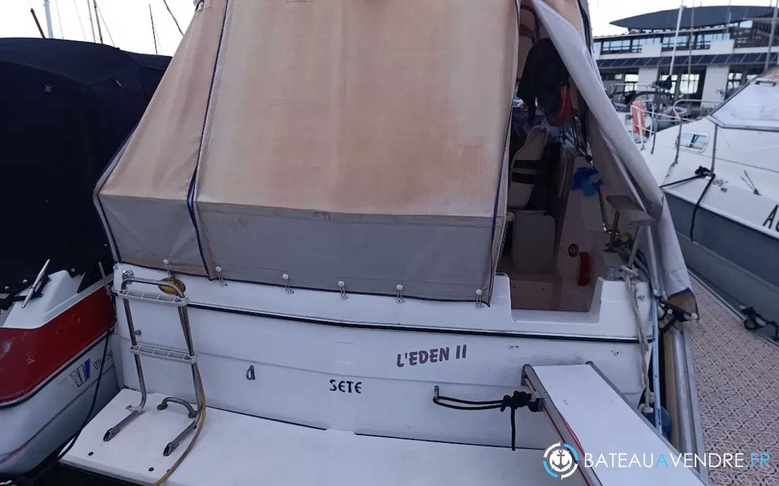 slider 3 Bayliner 2655 Ciera Sunbridge