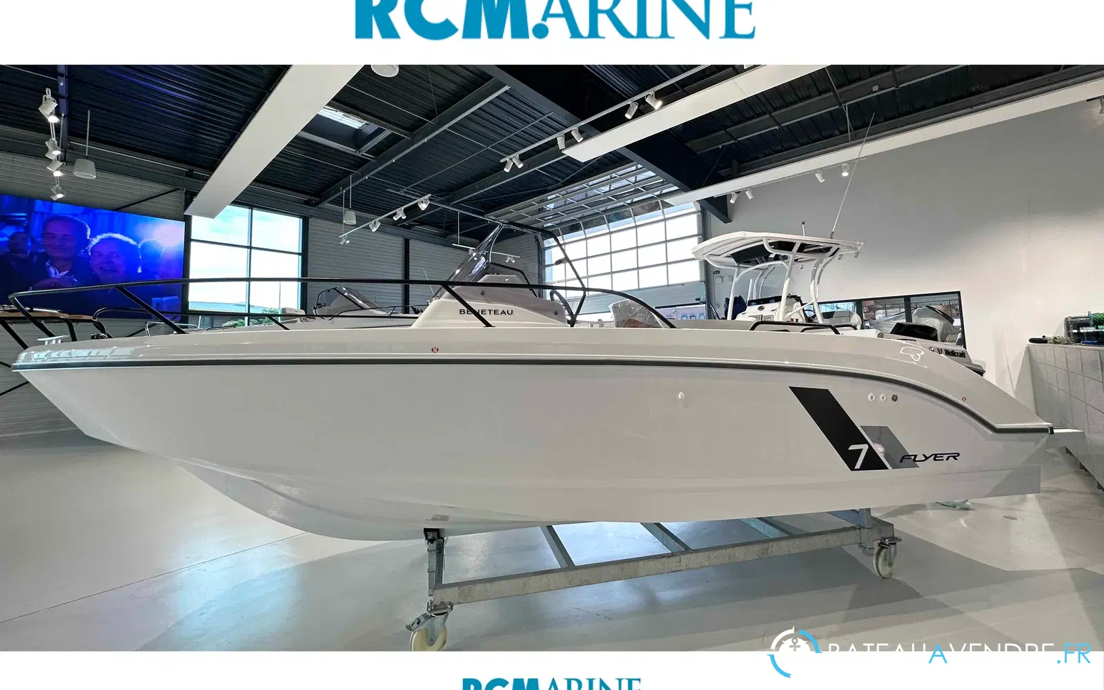 slider 1 Beneteau Flyer 7 SUNdeck
