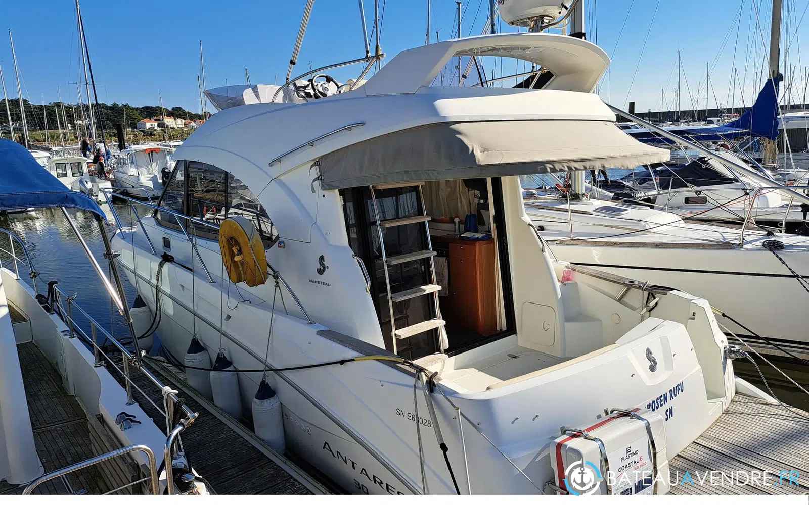 slider 0 Beneteau Antares 30 Fly