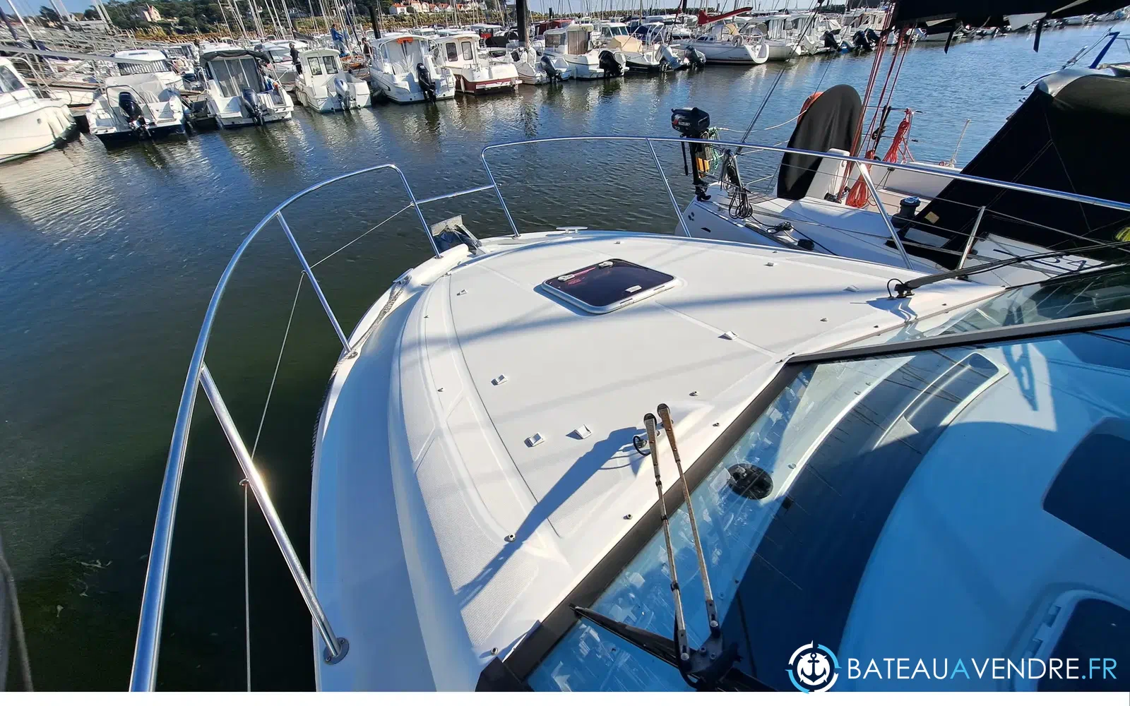 slider 7 Beneteau Antares 30 Fly