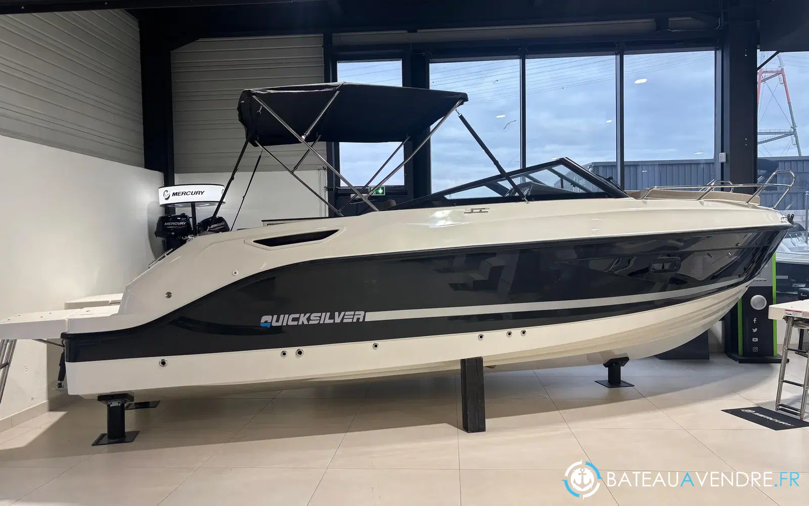 slider 1 Quicksilver Activ 755 Cruiser