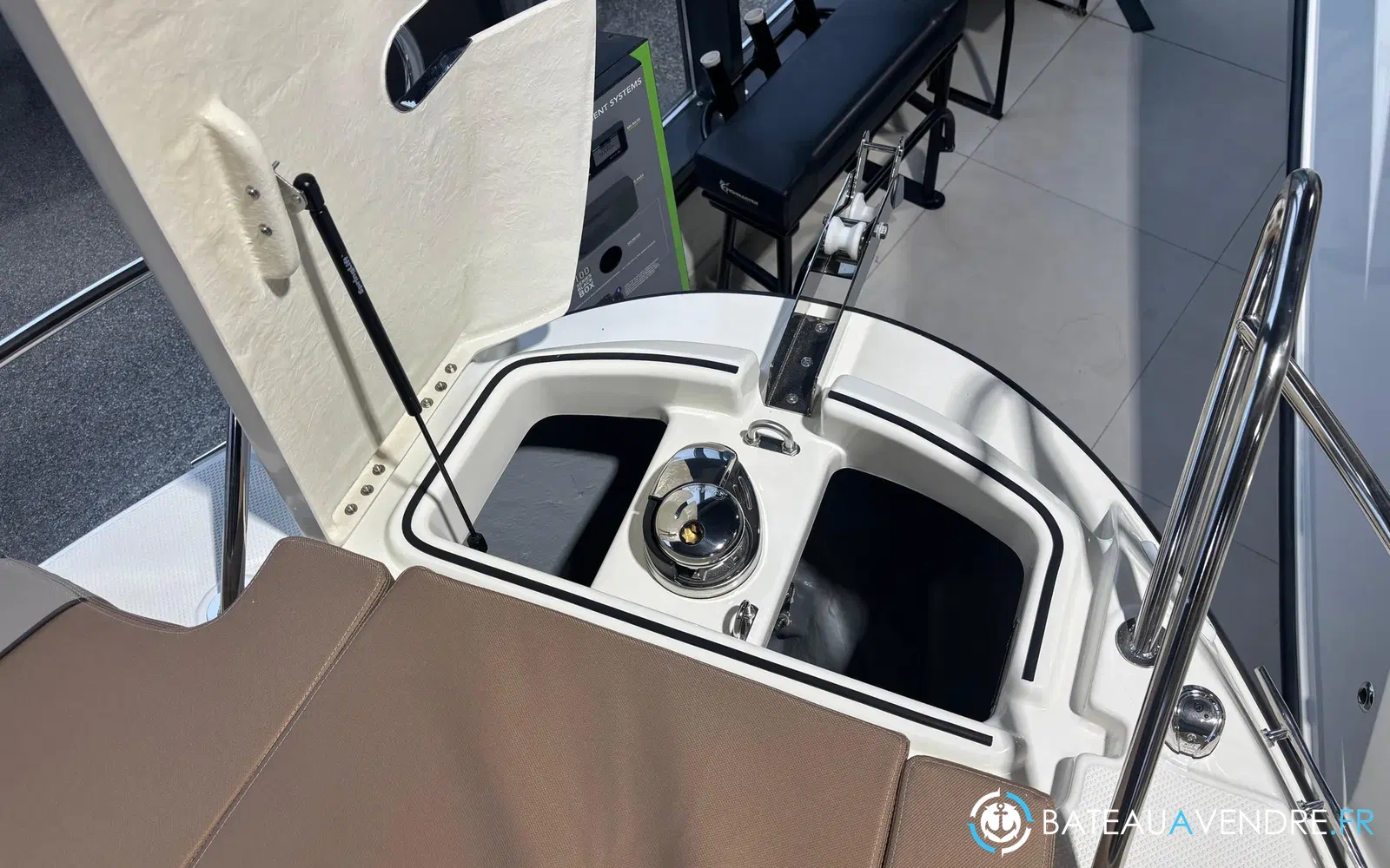 slider 17 Quicksilver Activ 755 Cruiser
