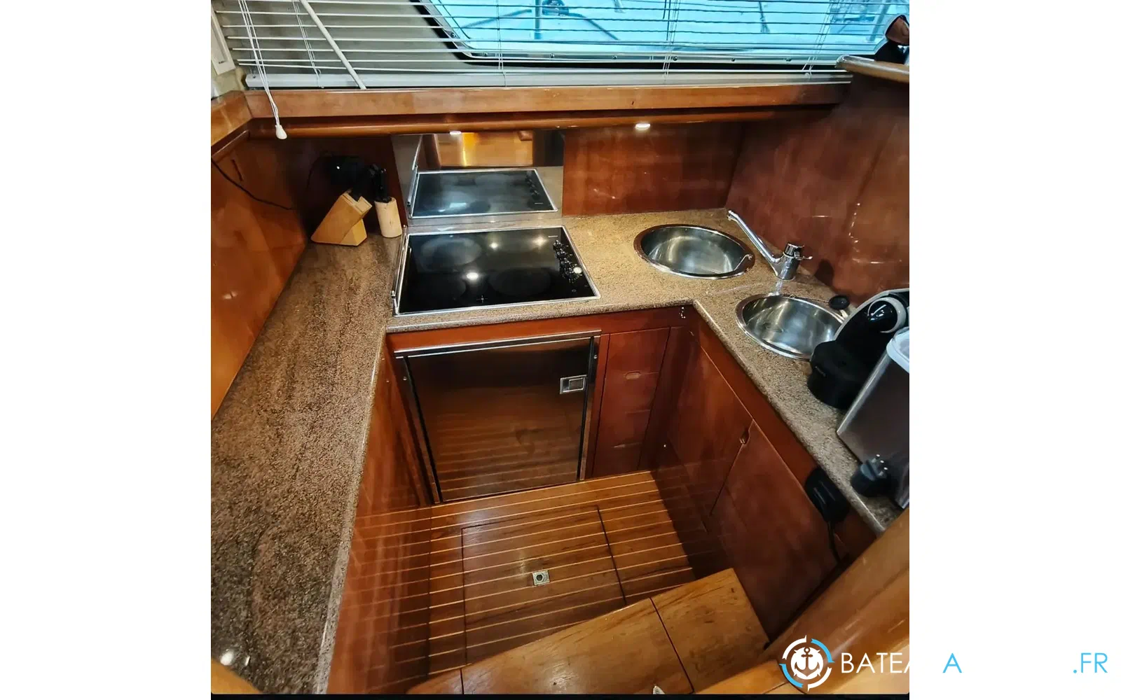 slider 9 Ferretti 480