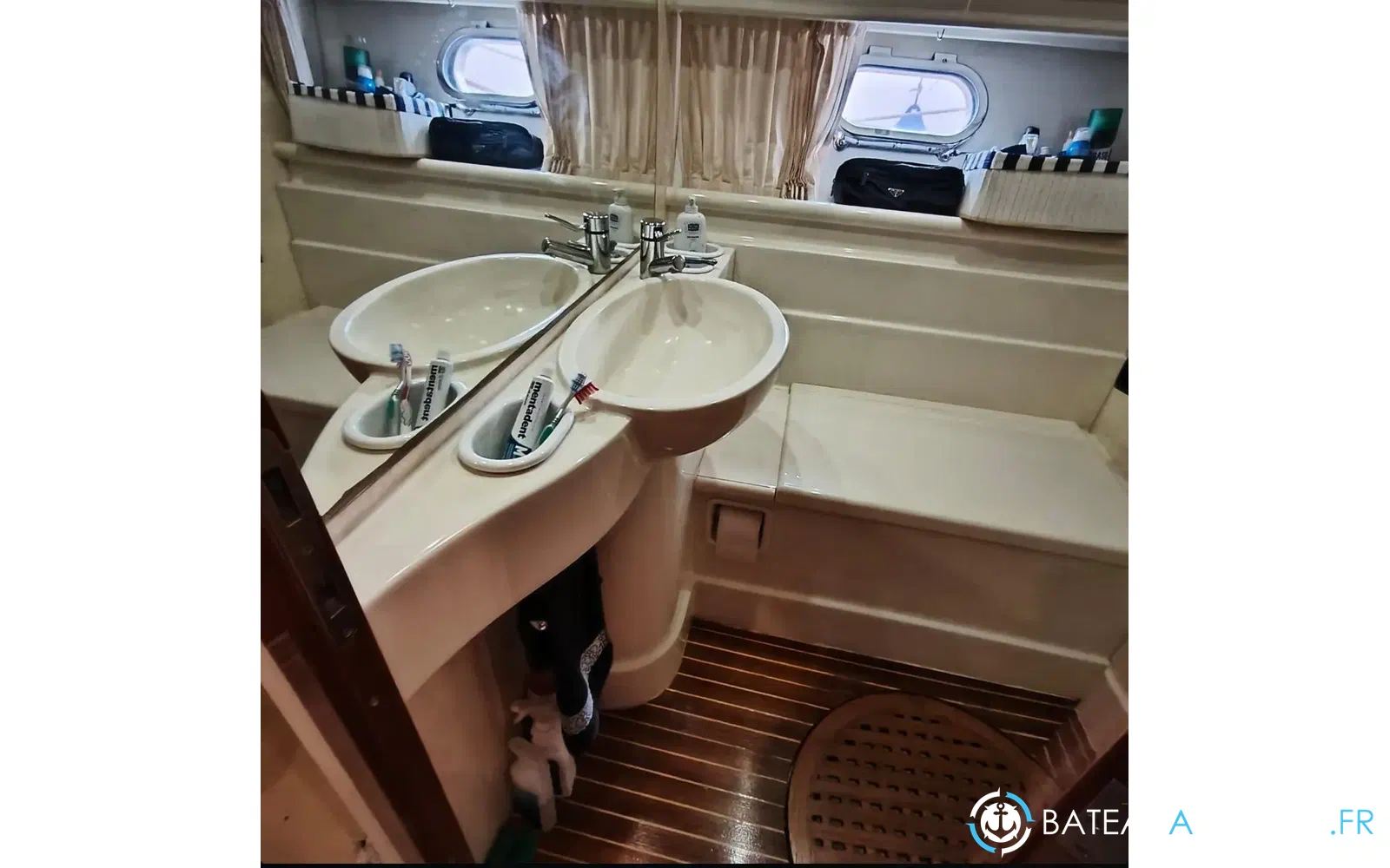 slider 15 Ferretti 480
