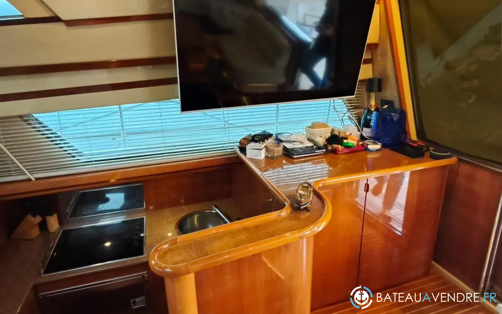 slider 7 Ferretti 480