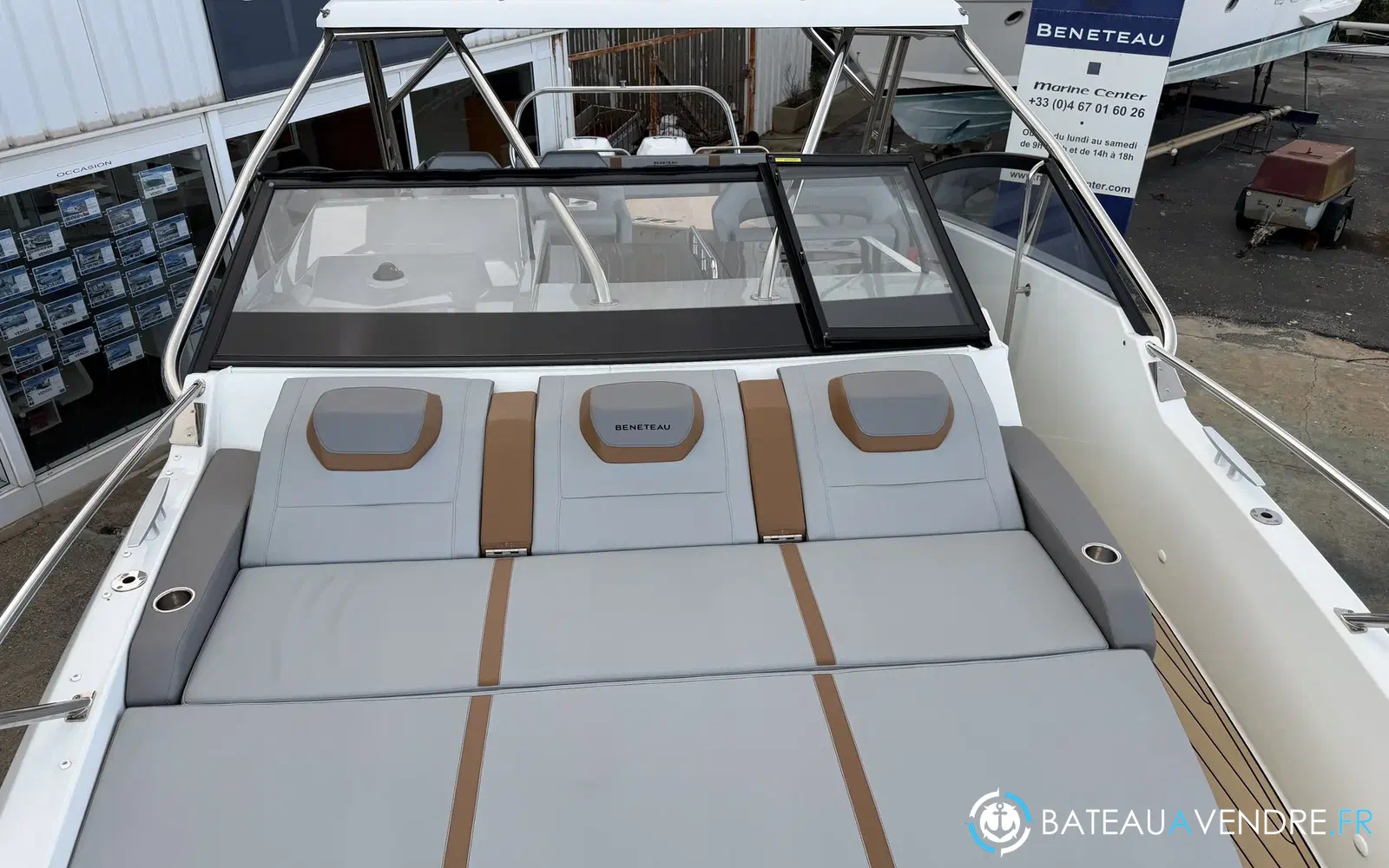 slider 11 Beneteau Flyer 10