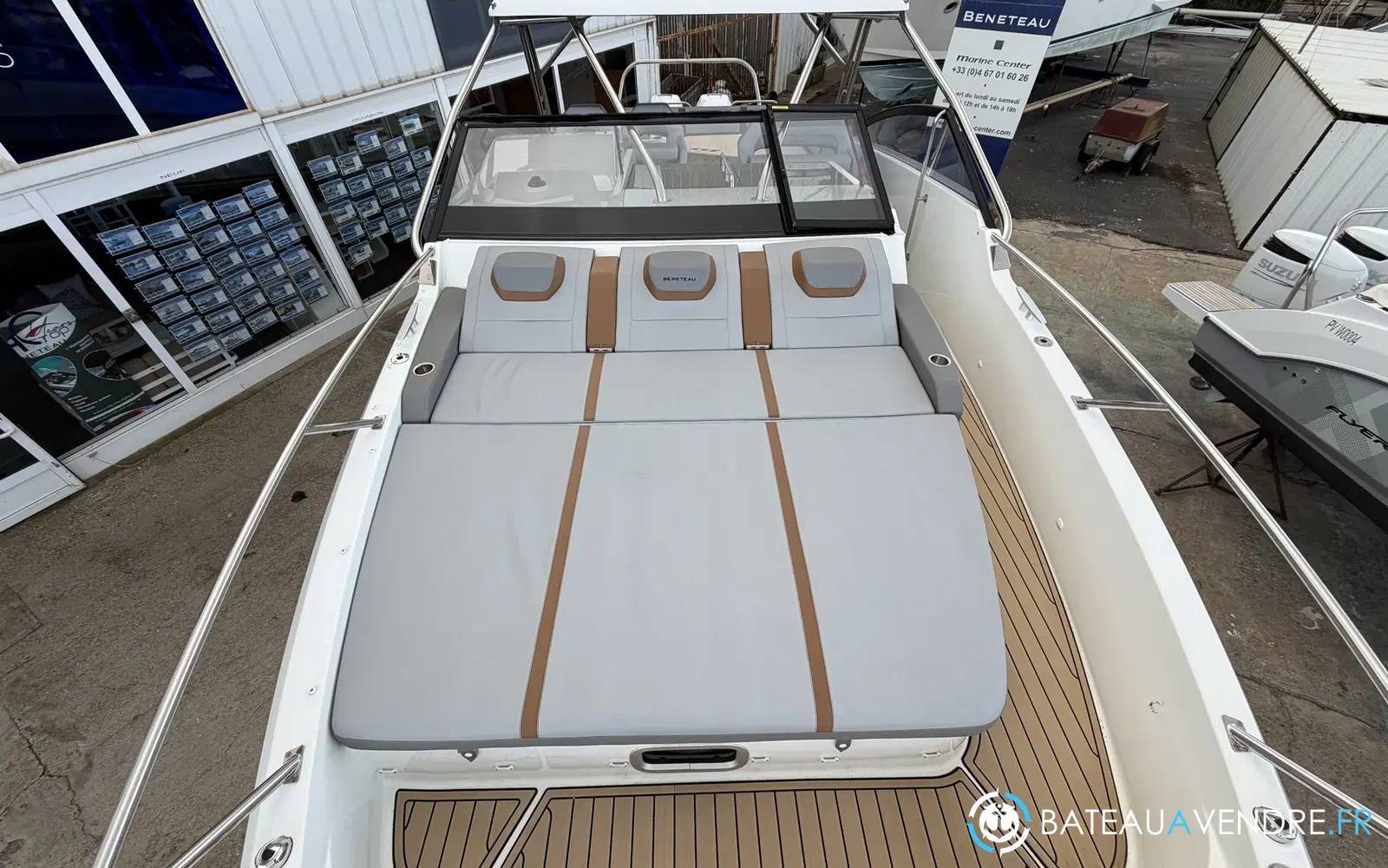 slider 12 Beneteau Flyer 10