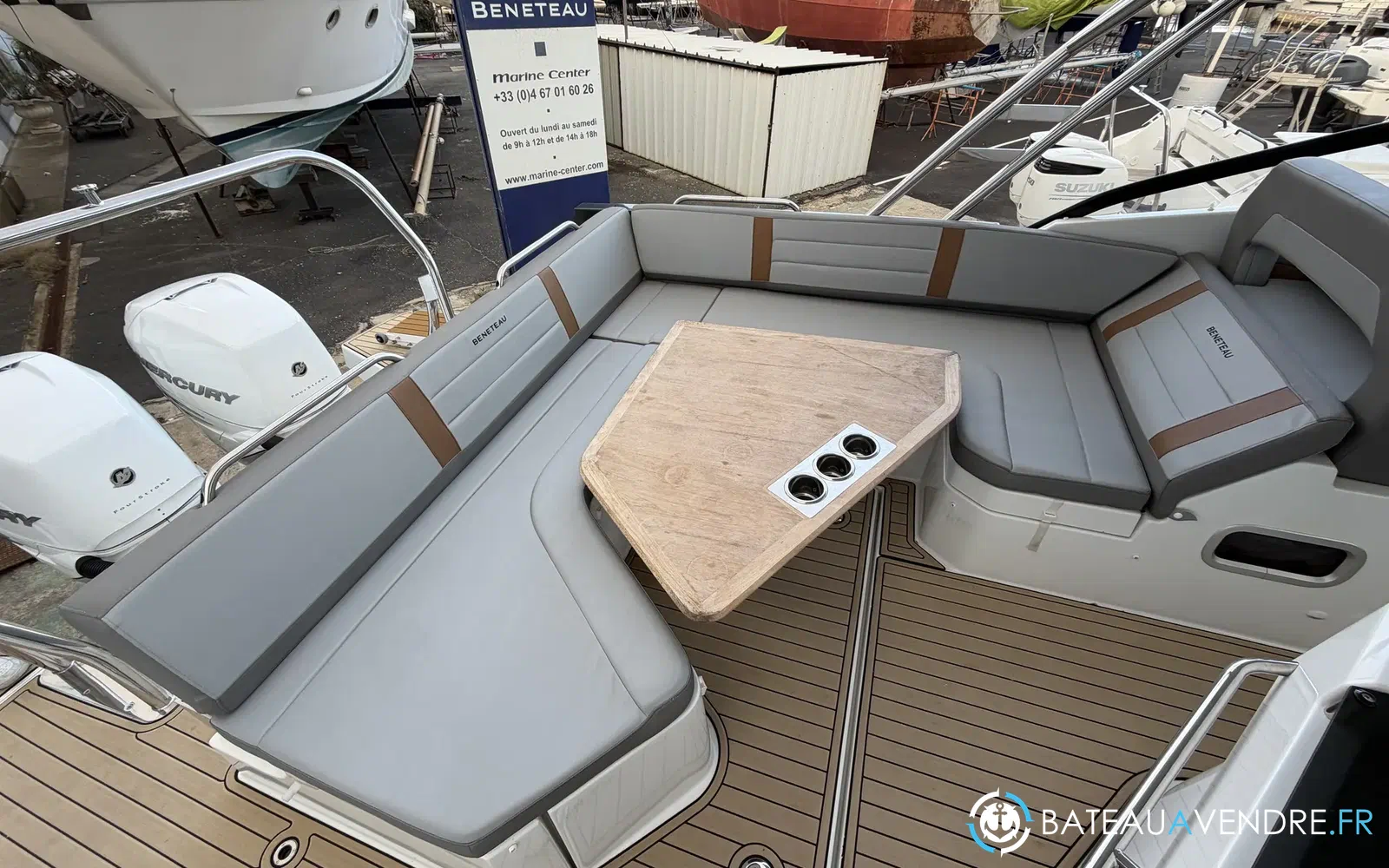 slider 4 Beneteau Flyer 10