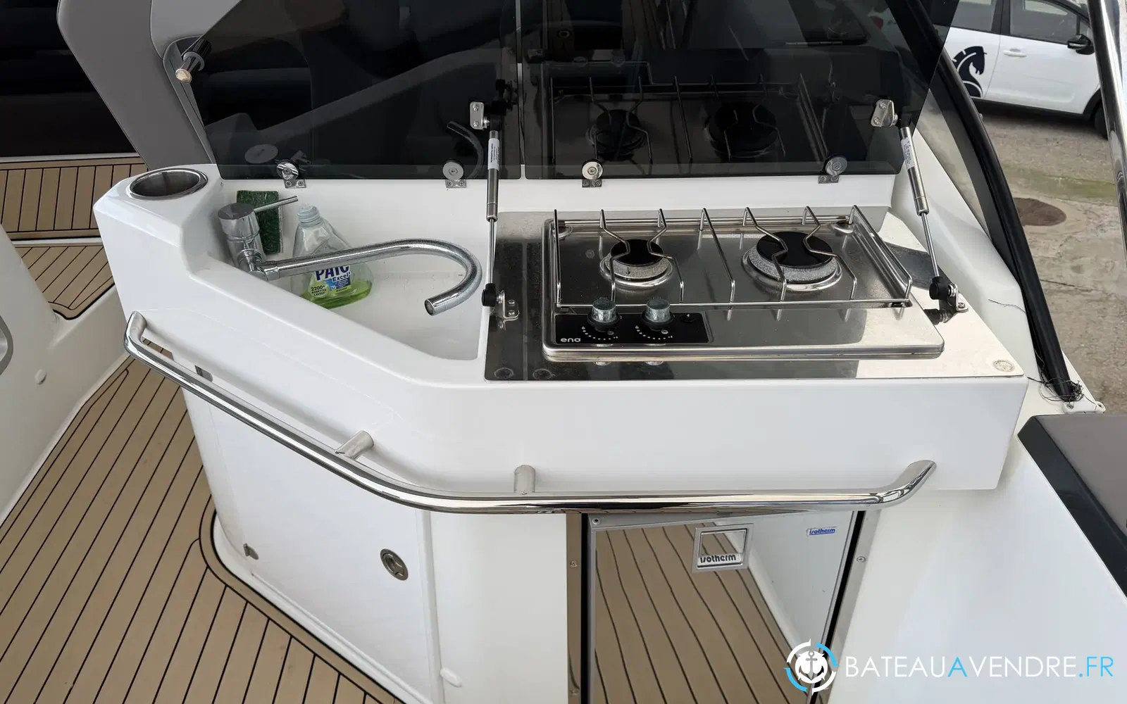slider 5 Beneteau Flyer 10