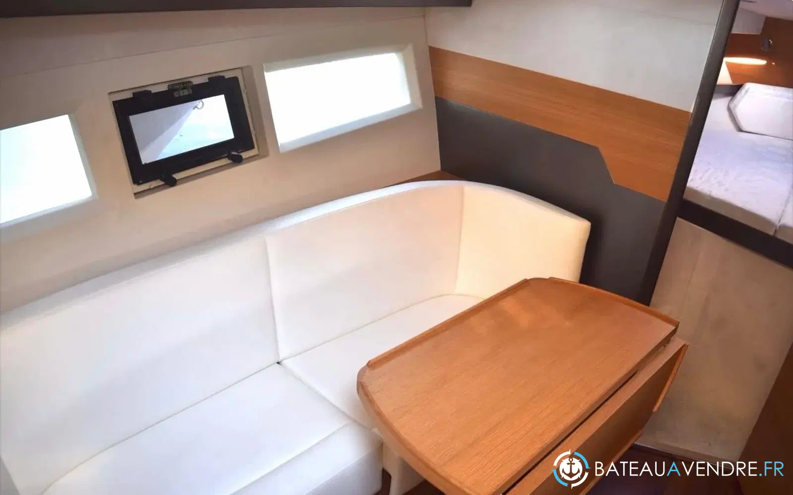 slider 14 Galeon 325
