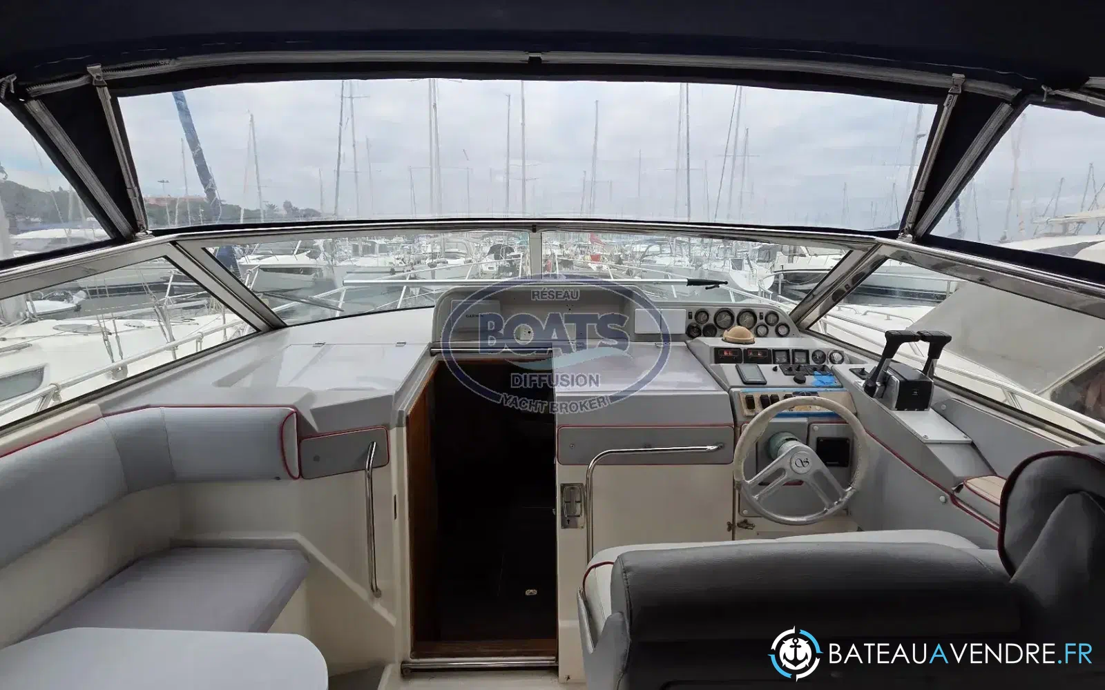 slider 6 Sealine 328 Sovereign