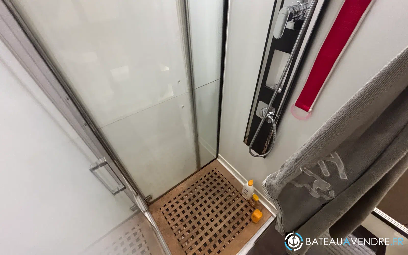 slider 10 Jeanneau Prestige 560