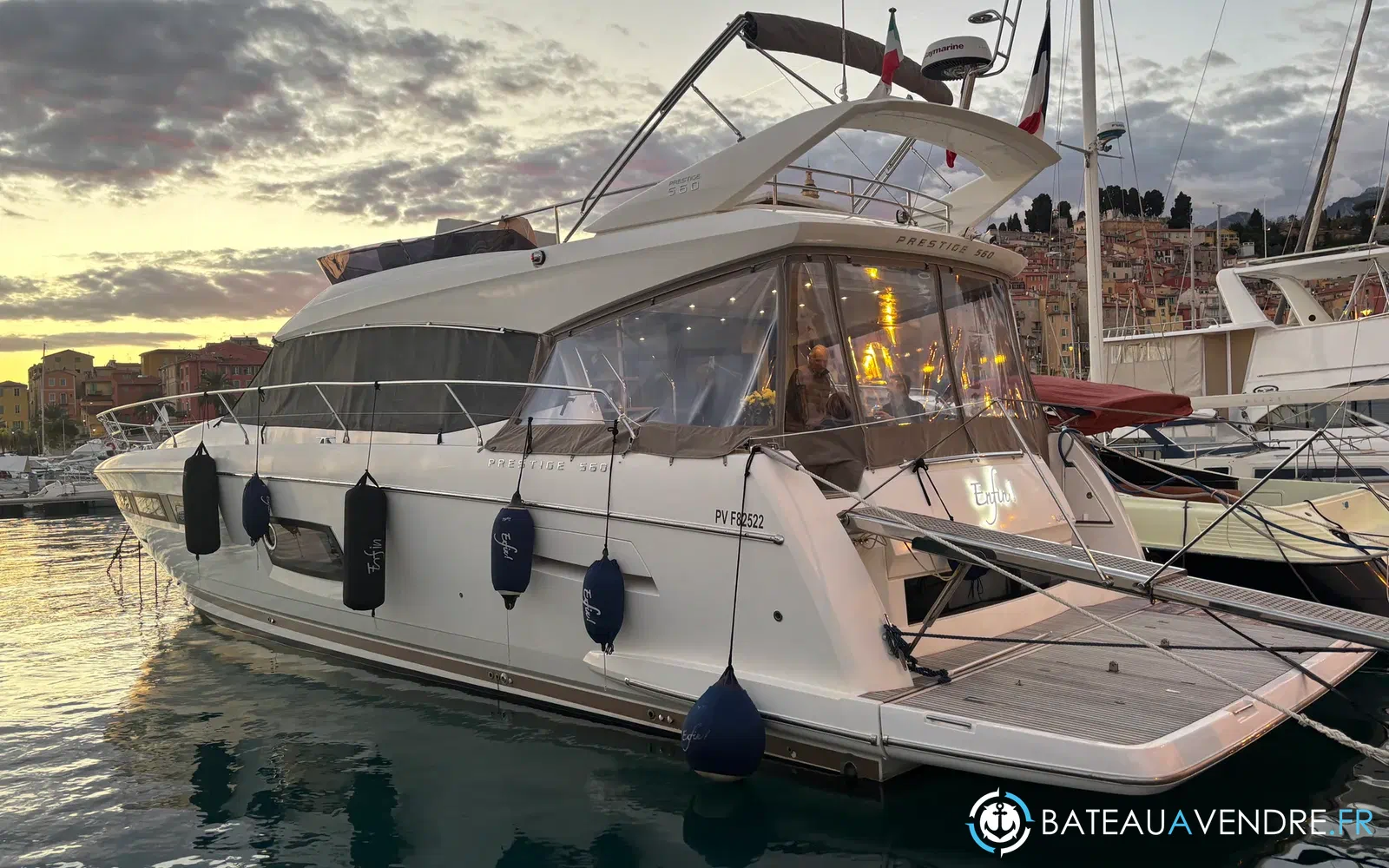 slider 0 Jeanneau Prestige 560