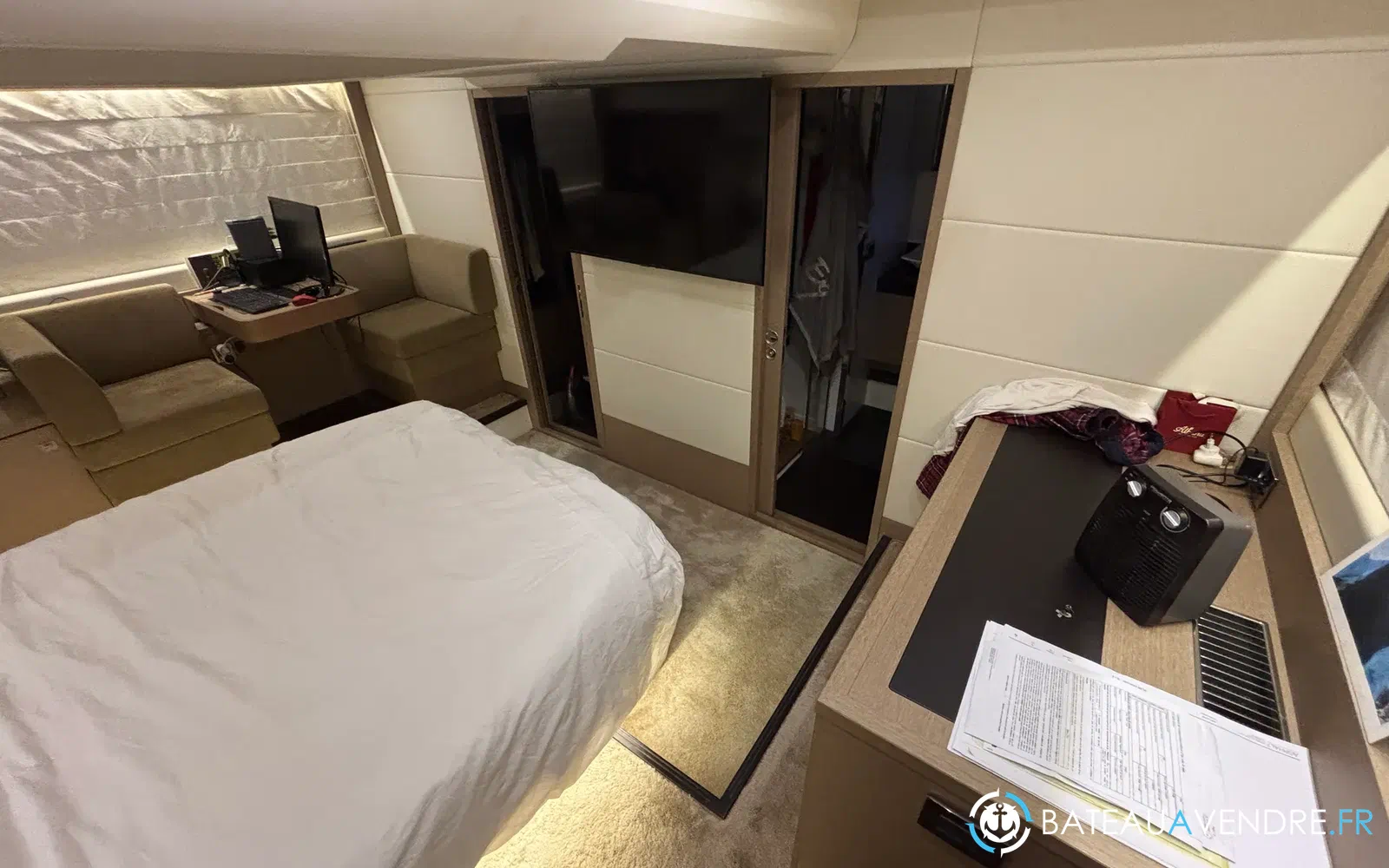 slider 8 Jeanneau Prestige 560