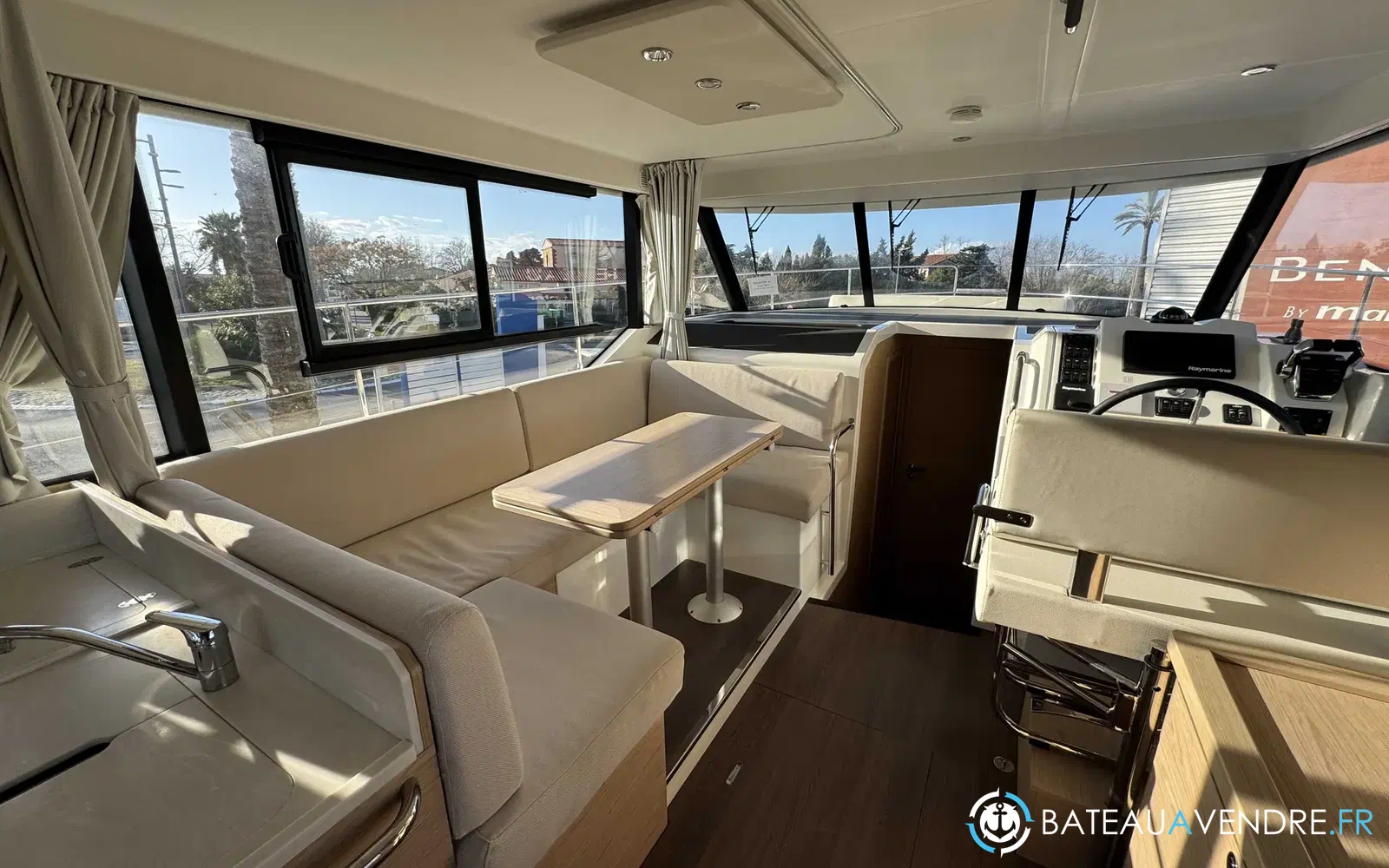 slider 9 Beneteau Swift Trawler 41 Fly