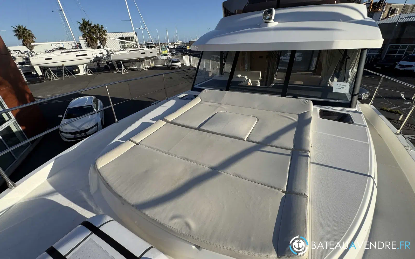 slider 7 Beneteau Swift Trawler 41 Fly