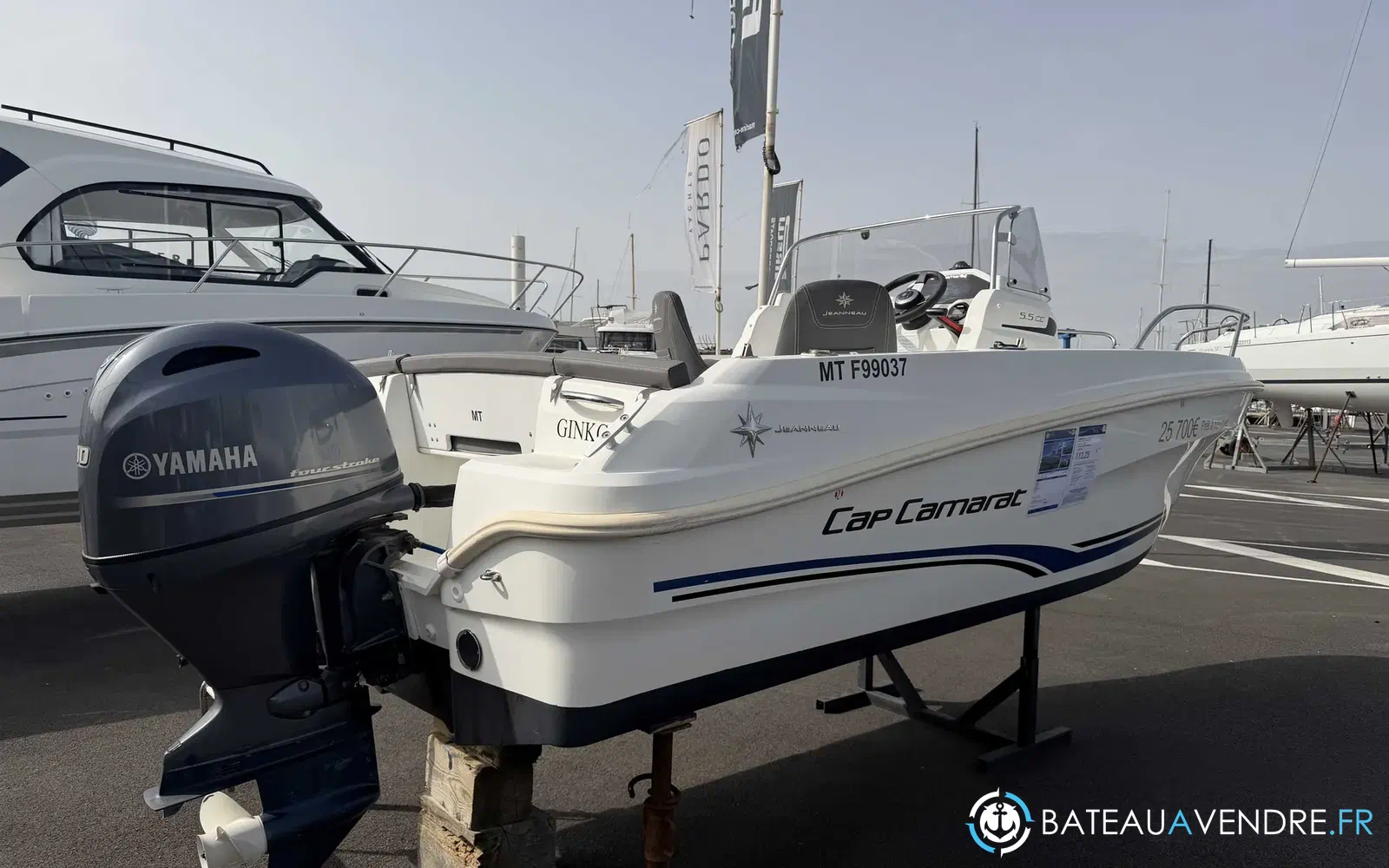 slider 1 Jeanneau Cap Camarat 5.5 CC