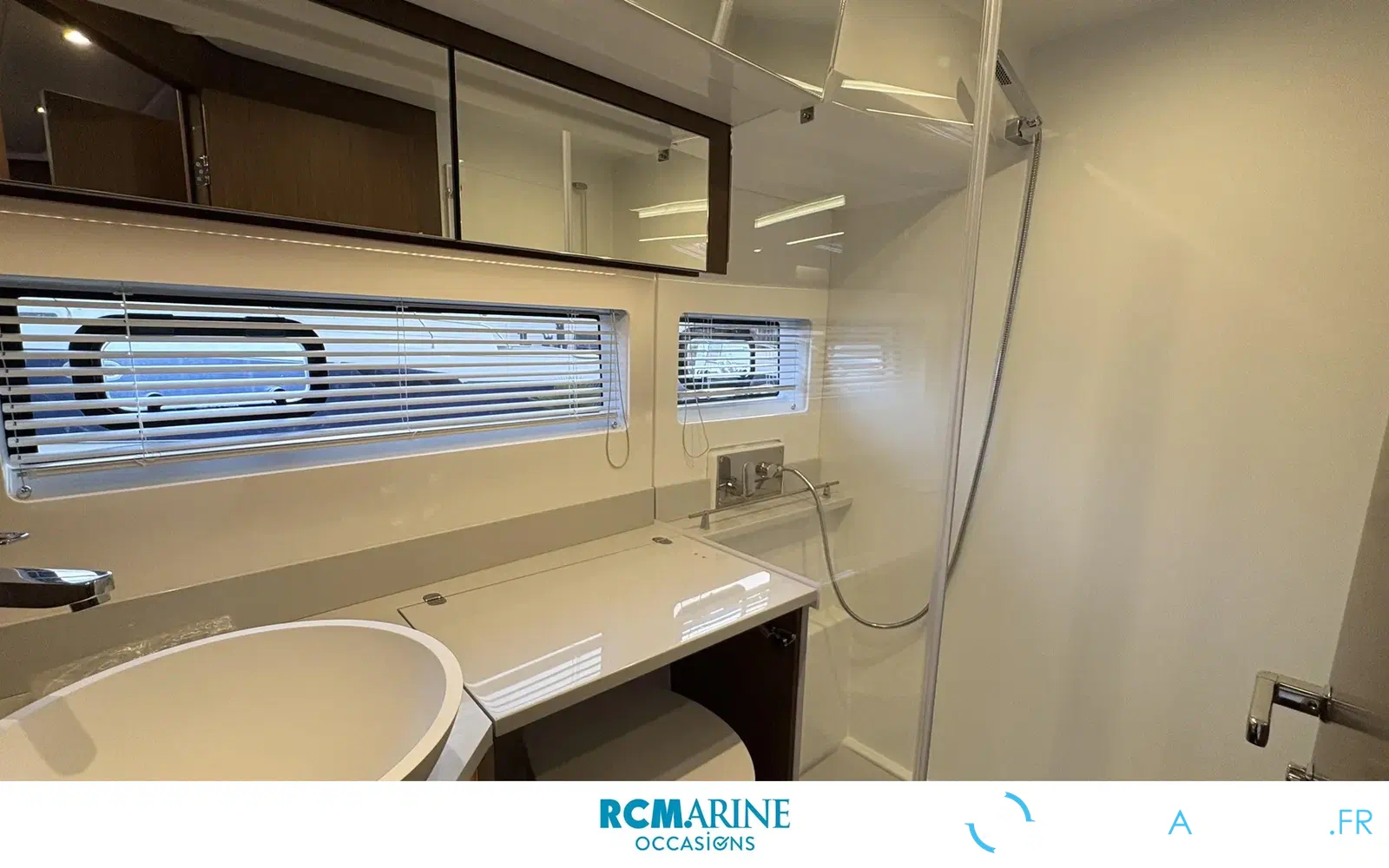slider 10 Beneteau Antares 12