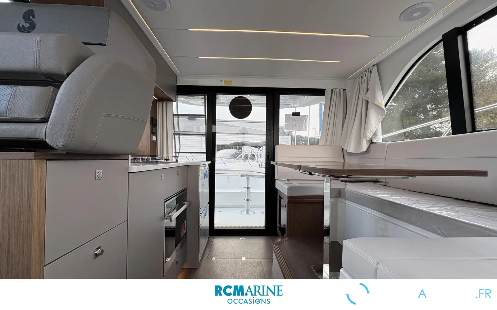 slider 12 Beneteau Antares 12