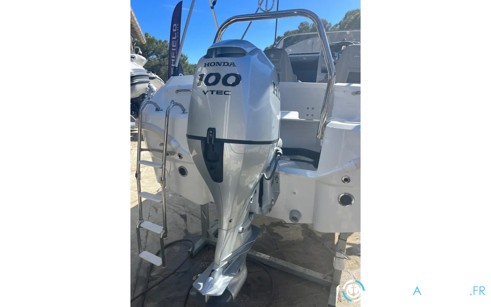slider 10 Jeanneau Cap Camarat 5.5 WA