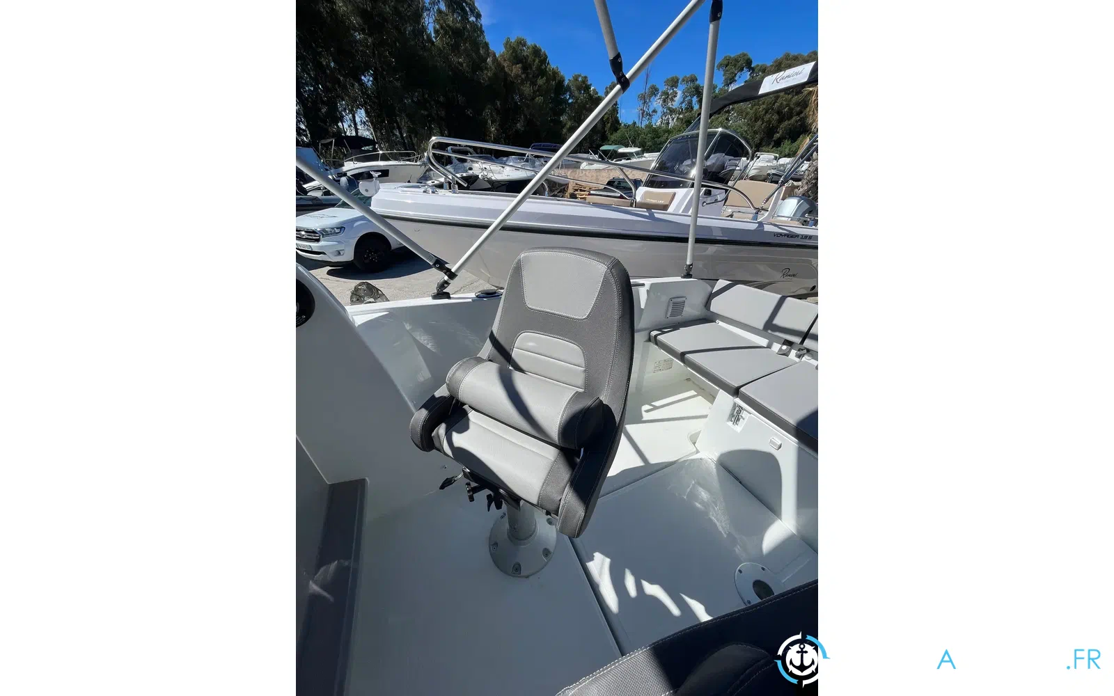 slider 8 Jeanneau Cap Camarat 5.5 WA