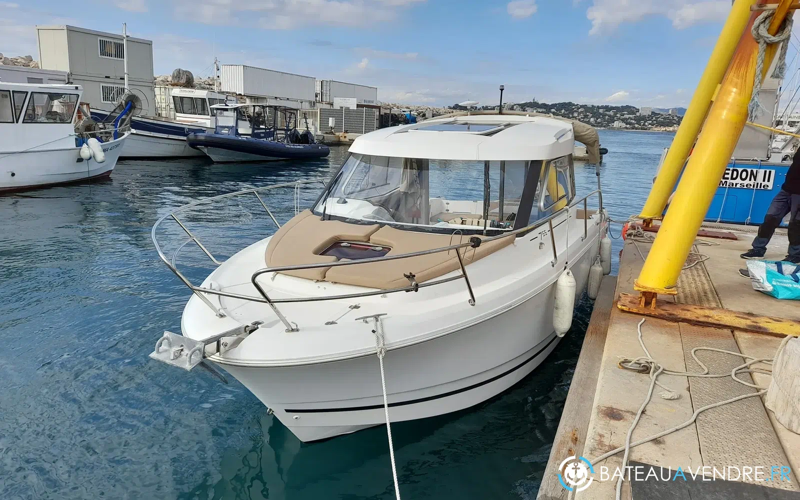 slider 0 Jeanneau Merry Fisher 755
