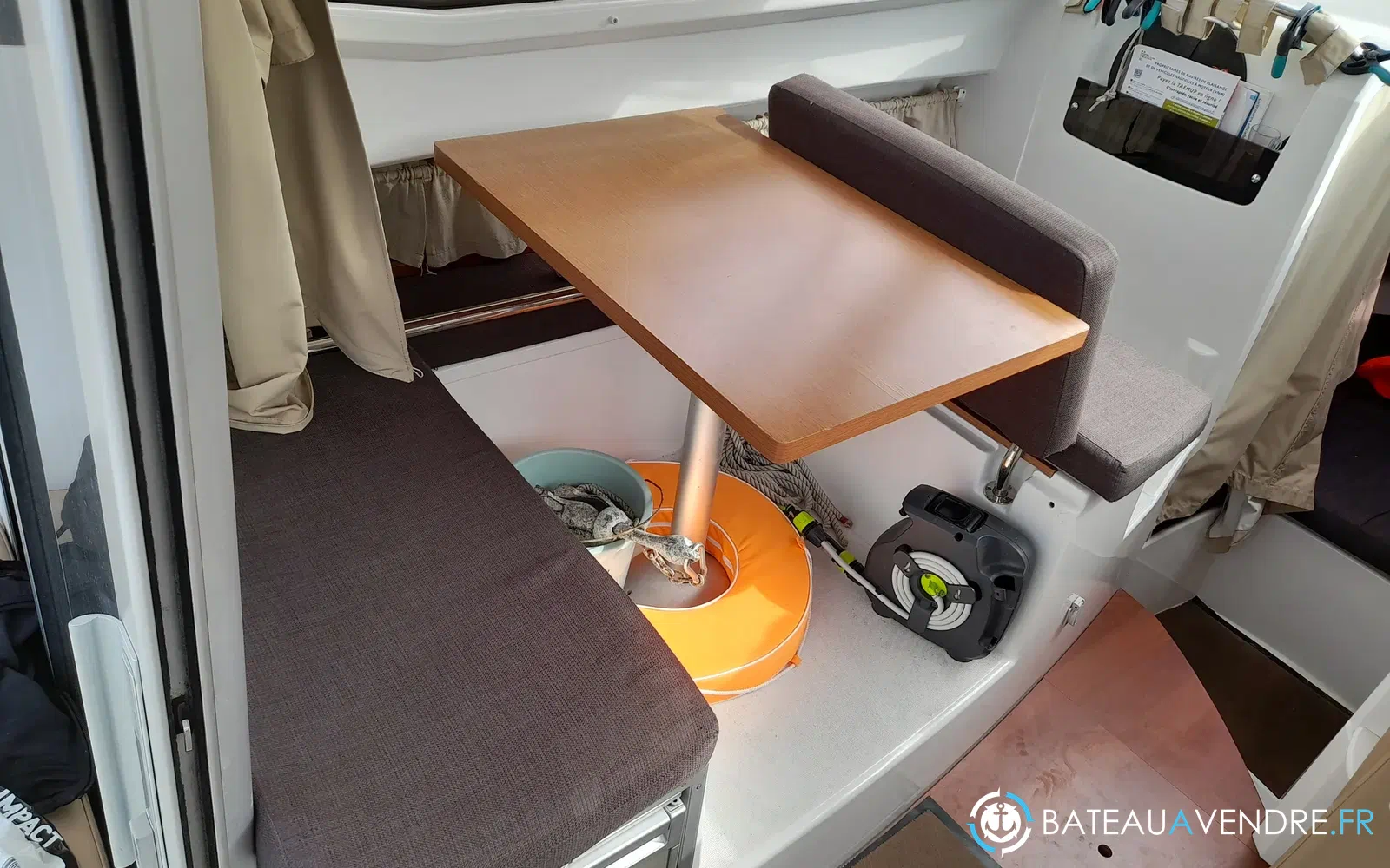 slider 1 Jeanneau Merry Fisher 755