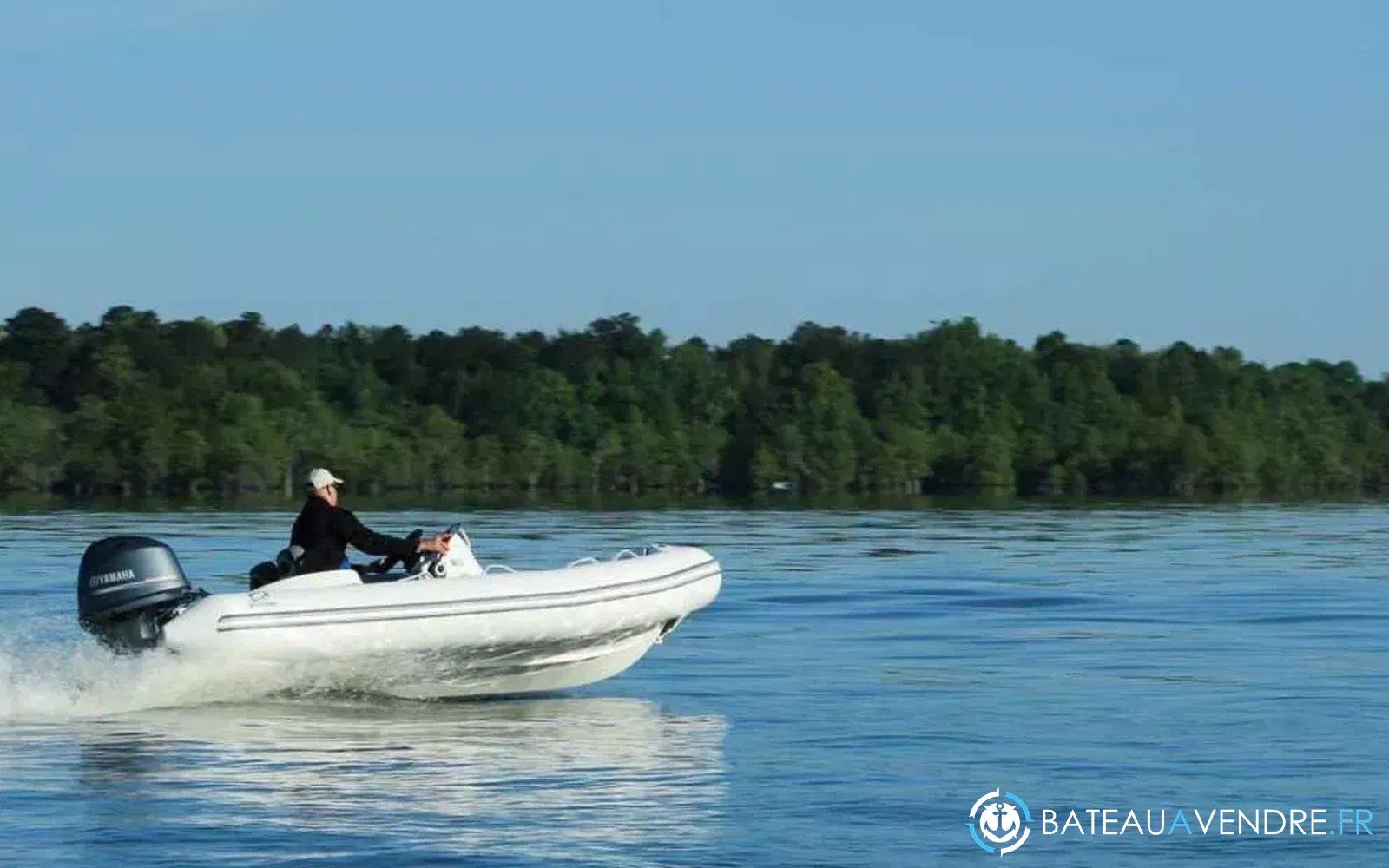 slider 1 Zodiac YACHTLINE 440