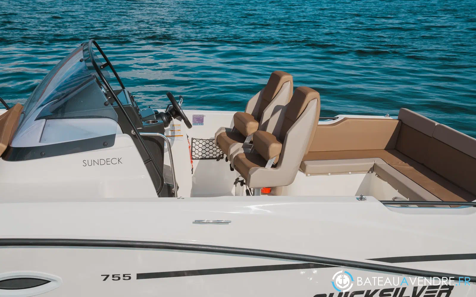 slider 6 Quicksilver Activ 755 Sundeck