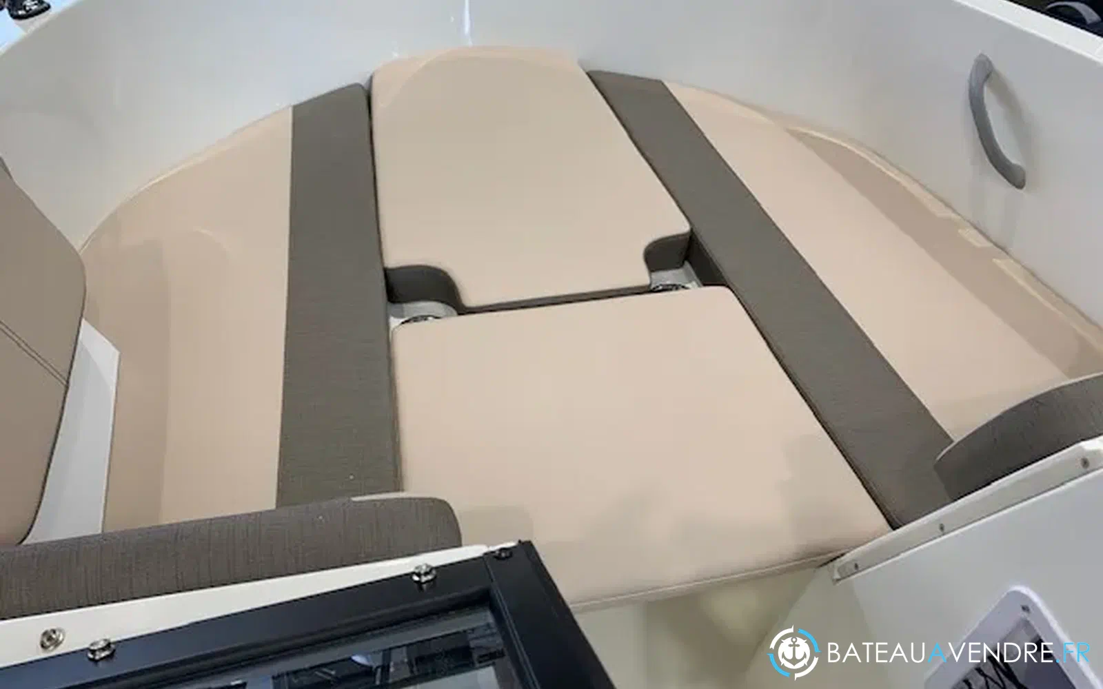 slider 10 Bayliner VR4 OB