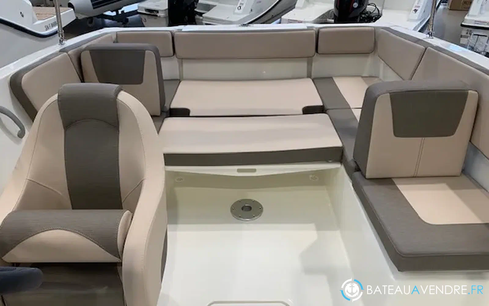 slider 11 Bayliner VR4 OB