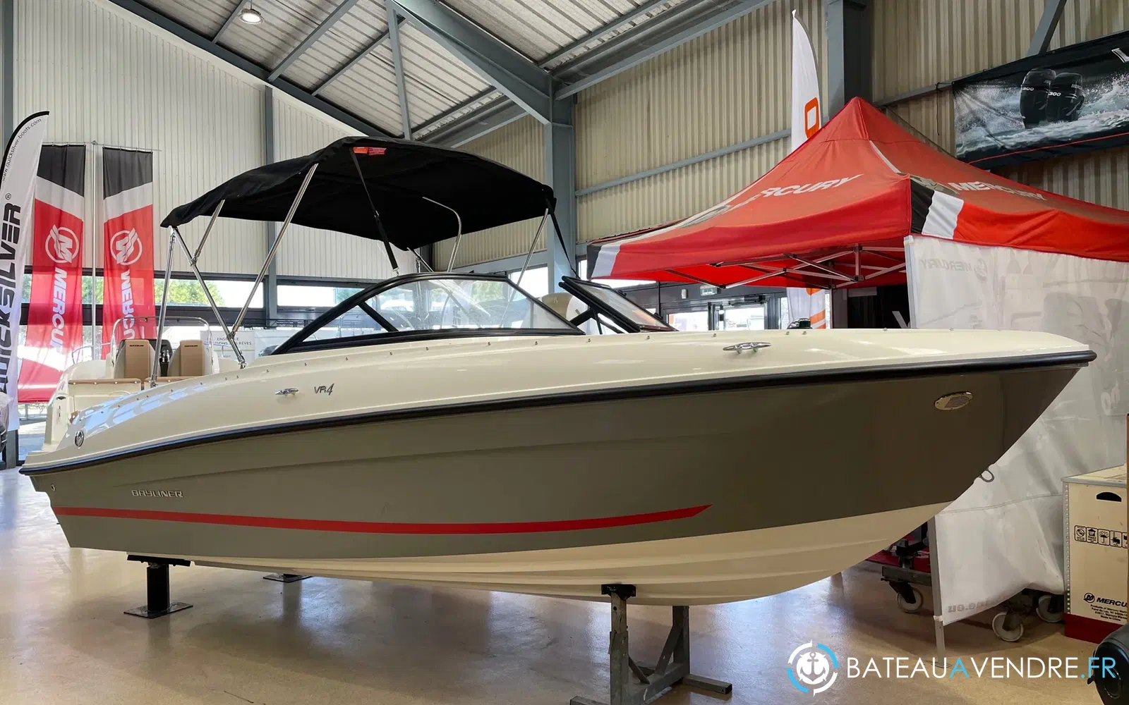 slider 0 Bayliner VR4 OB