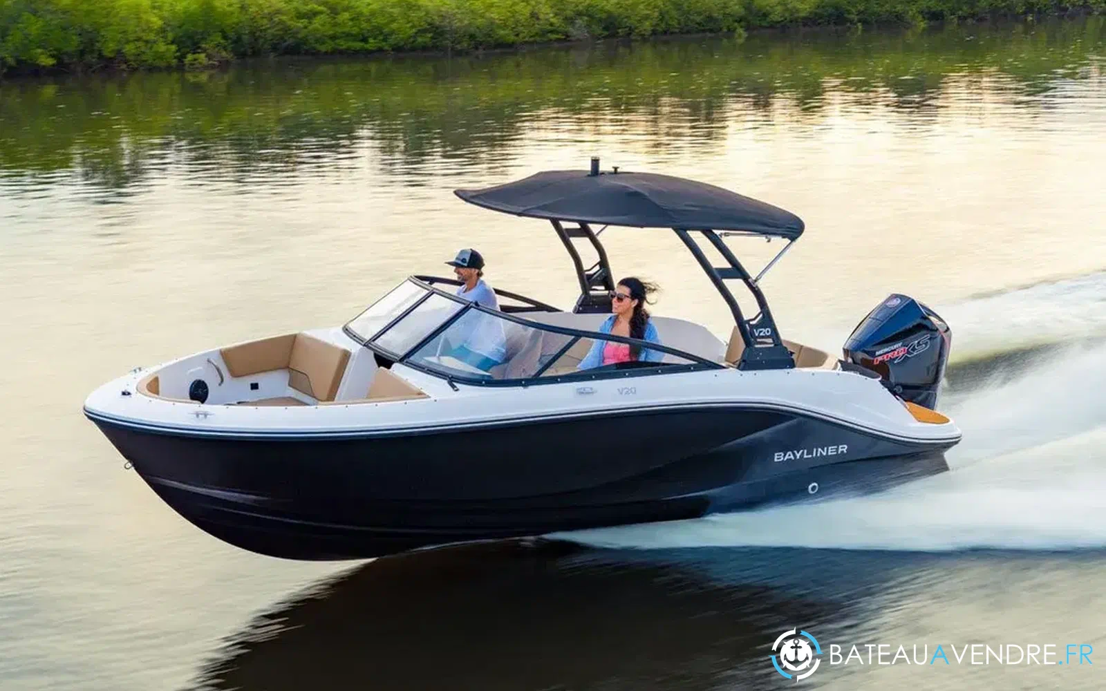 slider 0 Bayliner V20
