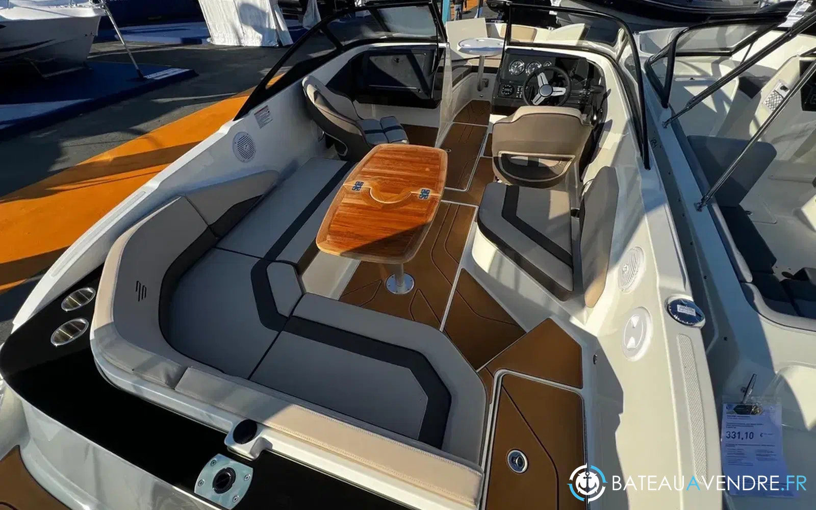 slider 5 Bayliner V20