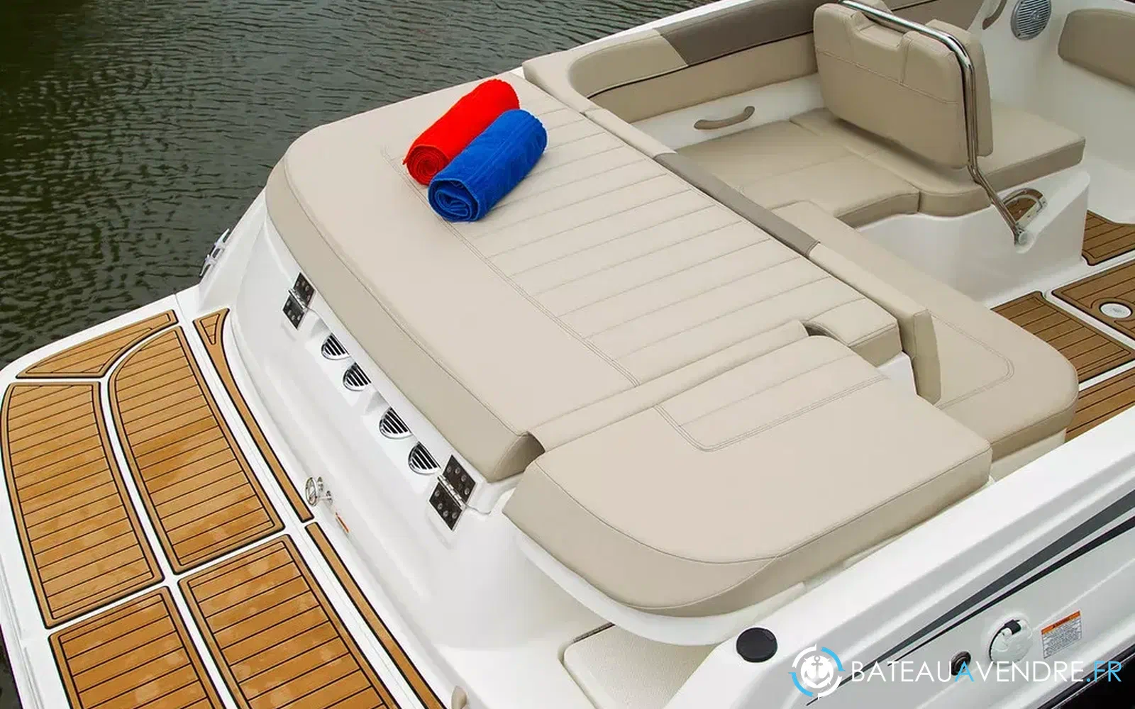 slider 1 Bayliner VR6 OB