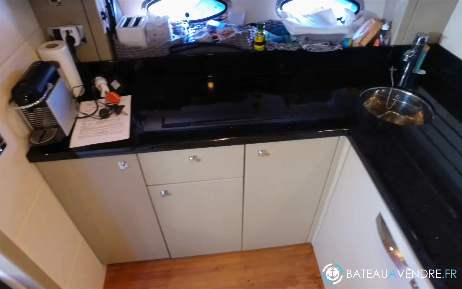 slider 17 Sunseeker Portofino 48