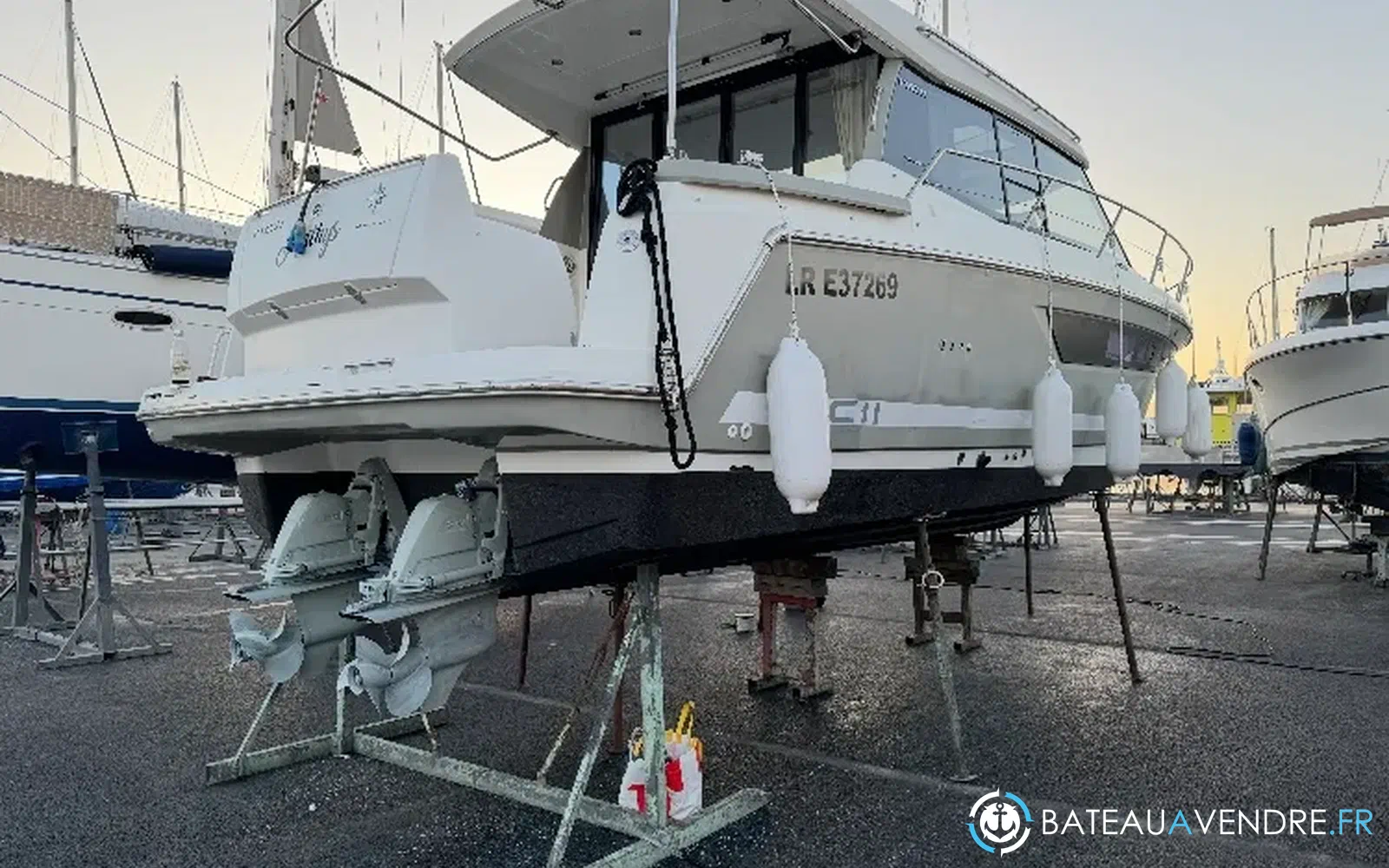 slider 26 Jeanneau NC 11