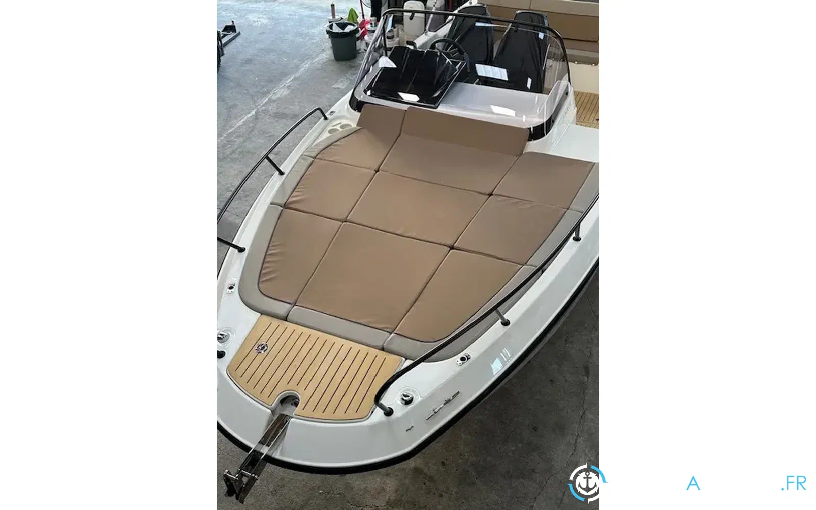 slider 3 Quicksilver Activ 755 Sundeck